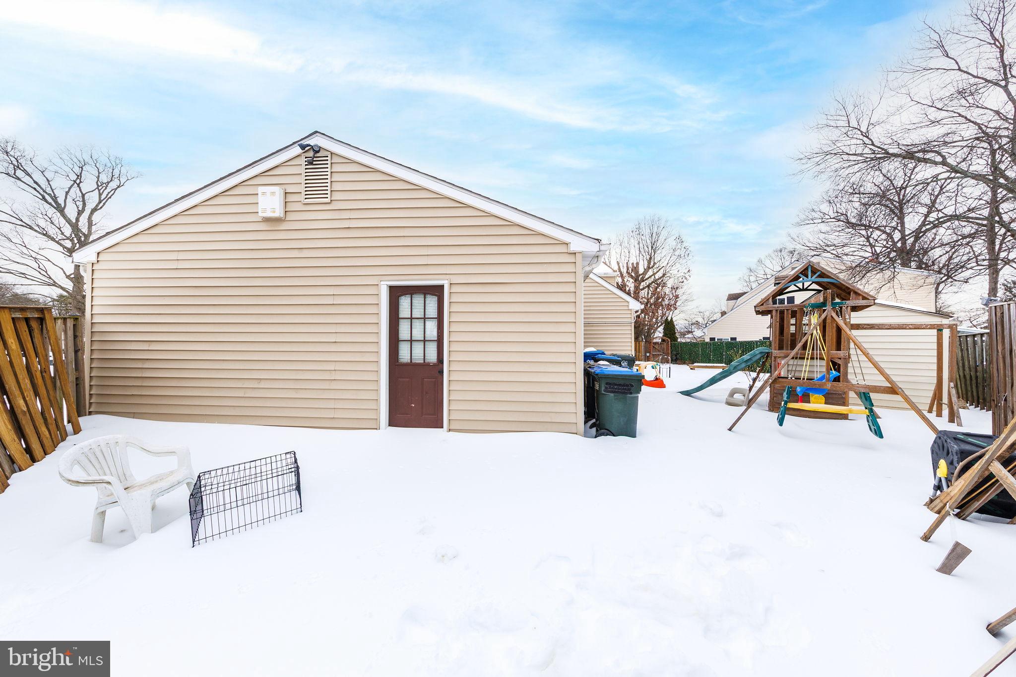 REFLECTION LAKE - Residential