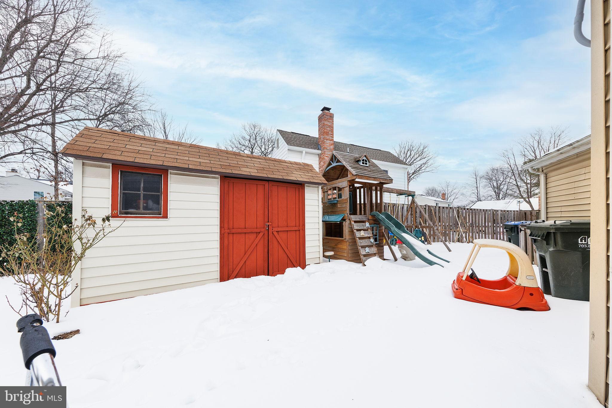 REFLECTION LAKE - Residential