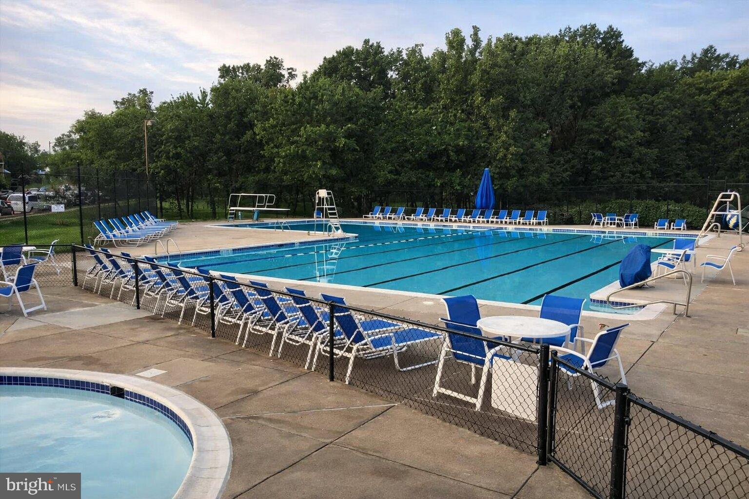 REFLECTION LAKE - Residential