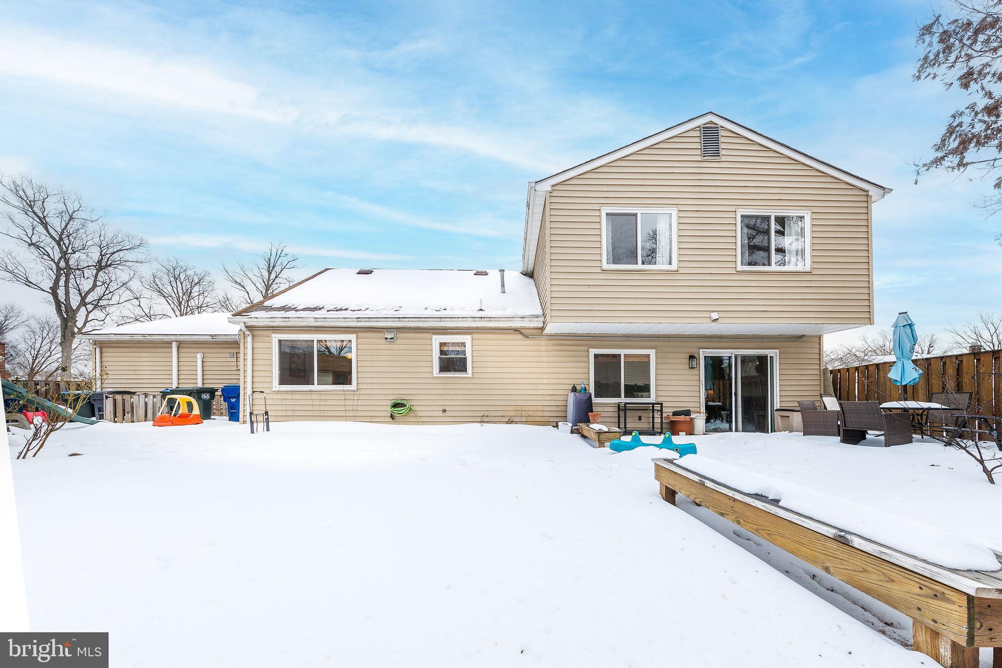 REFLECTION LAKE - Residential
