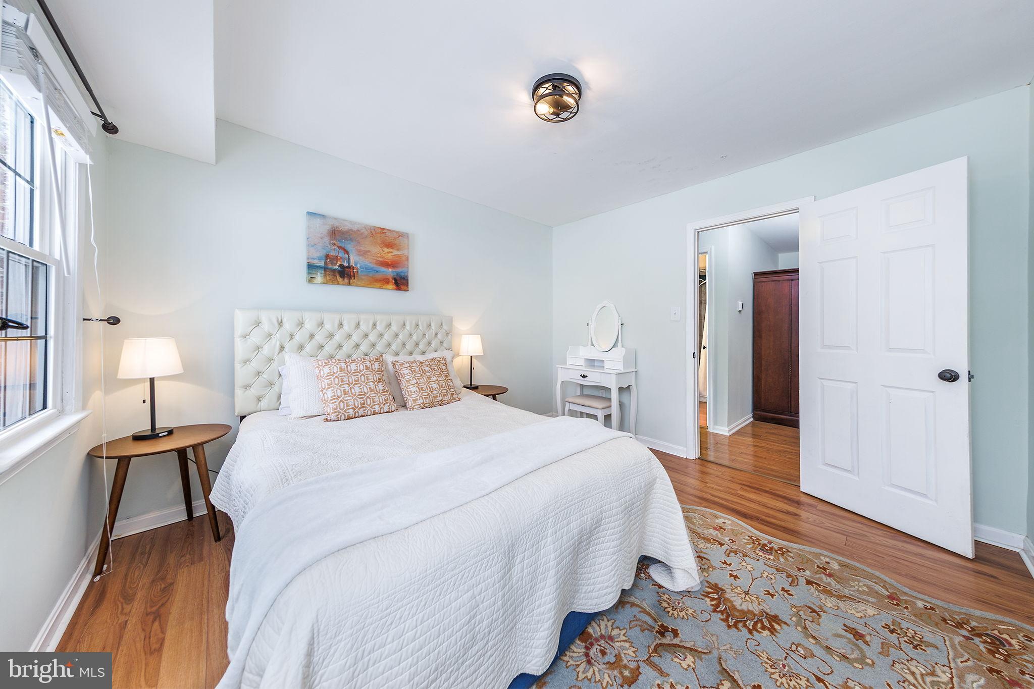 REFLECTION LAKE - Residential