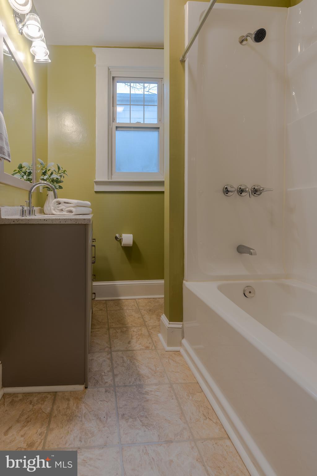 BELAIR-EDISON - Residential