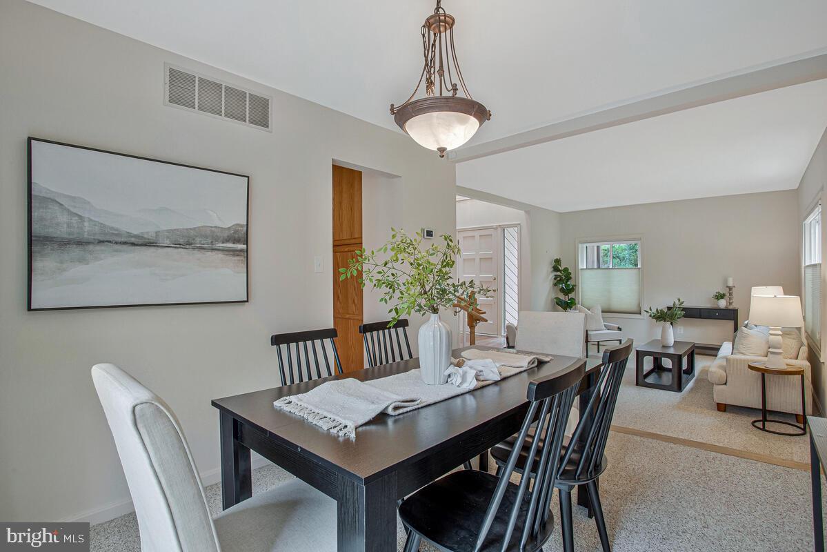 TALL TIMBERS - Residential