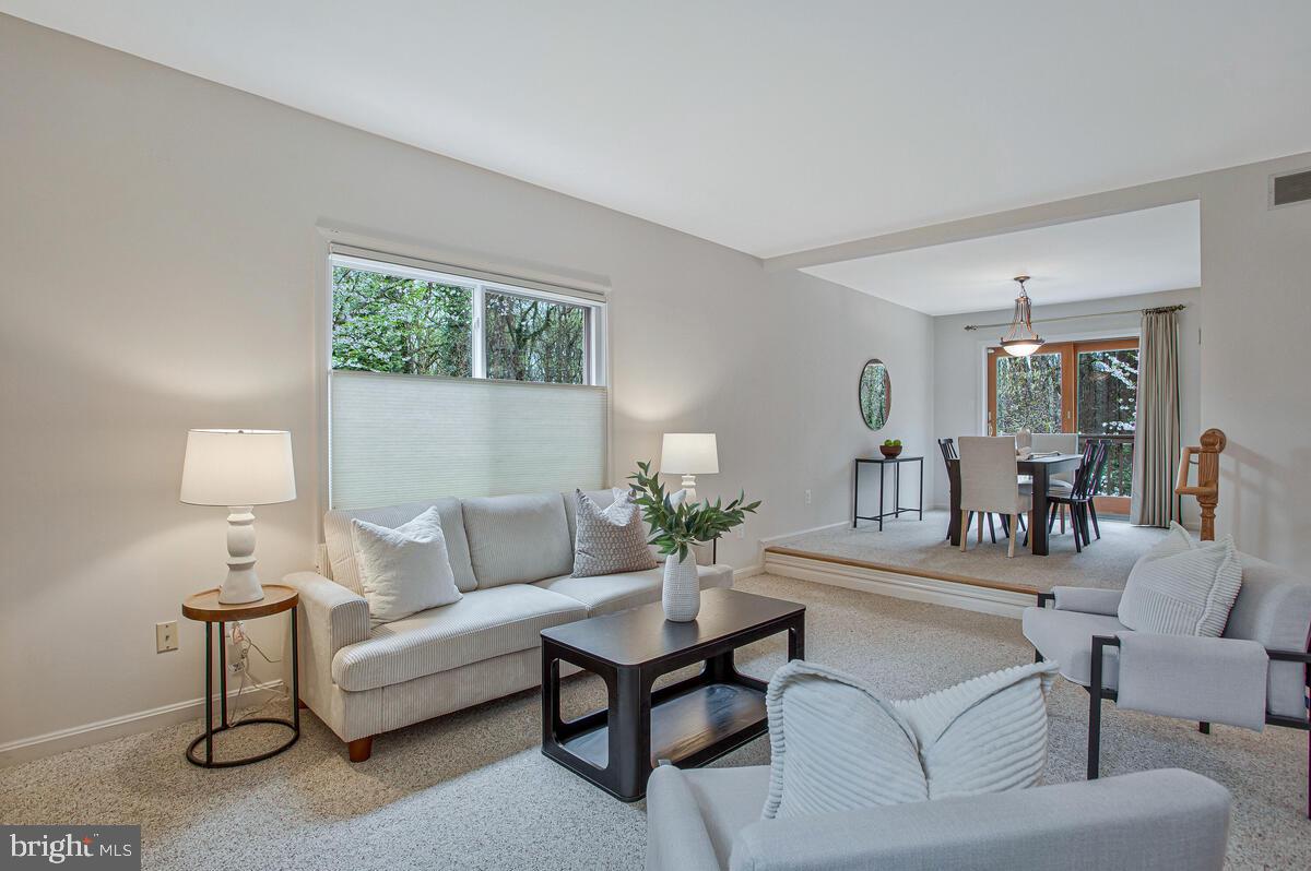 TALL TIMBERS - Residential