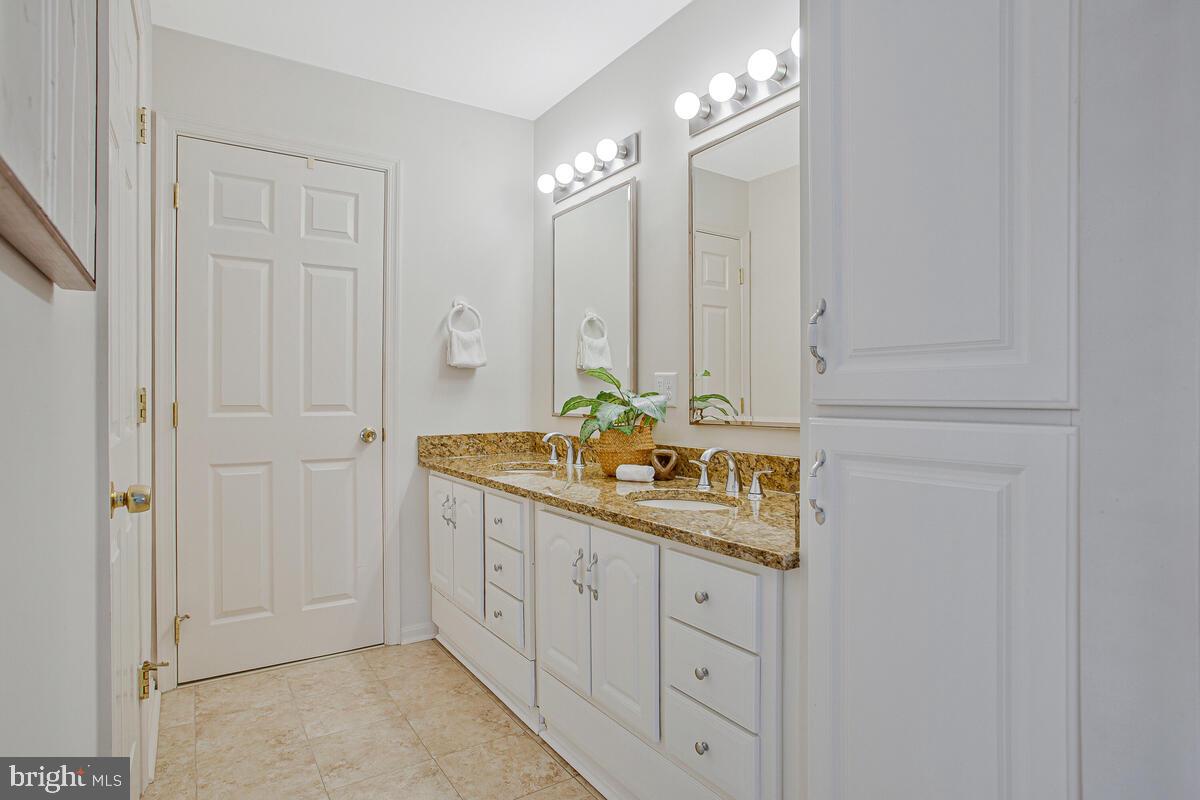 TALL TIMBERS - Residential