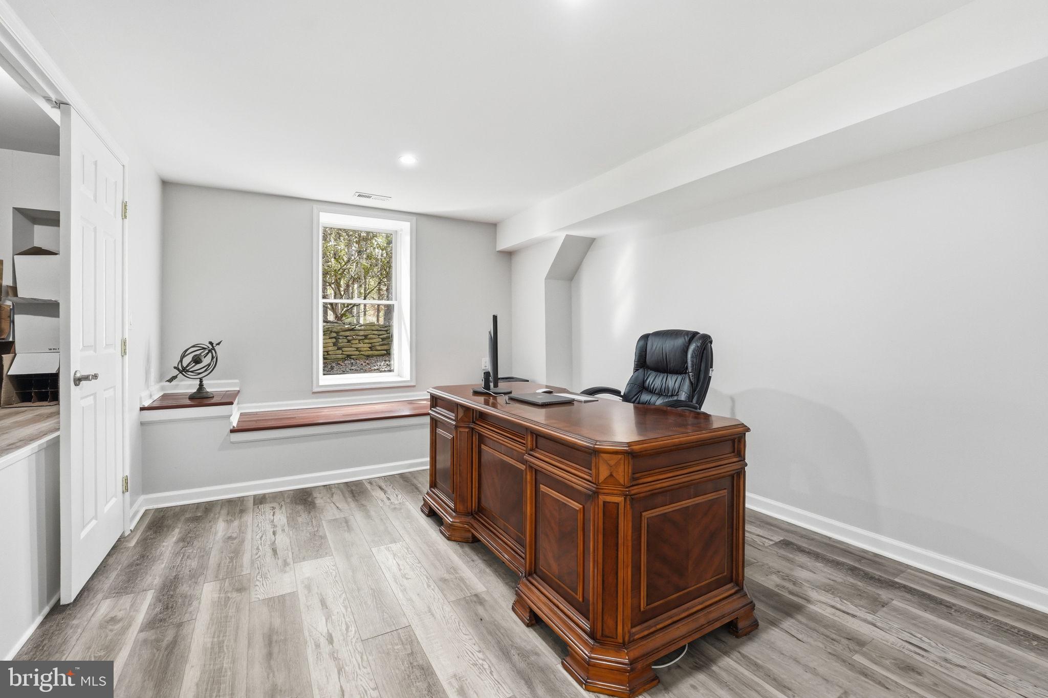 FAWN LAKE - Residential