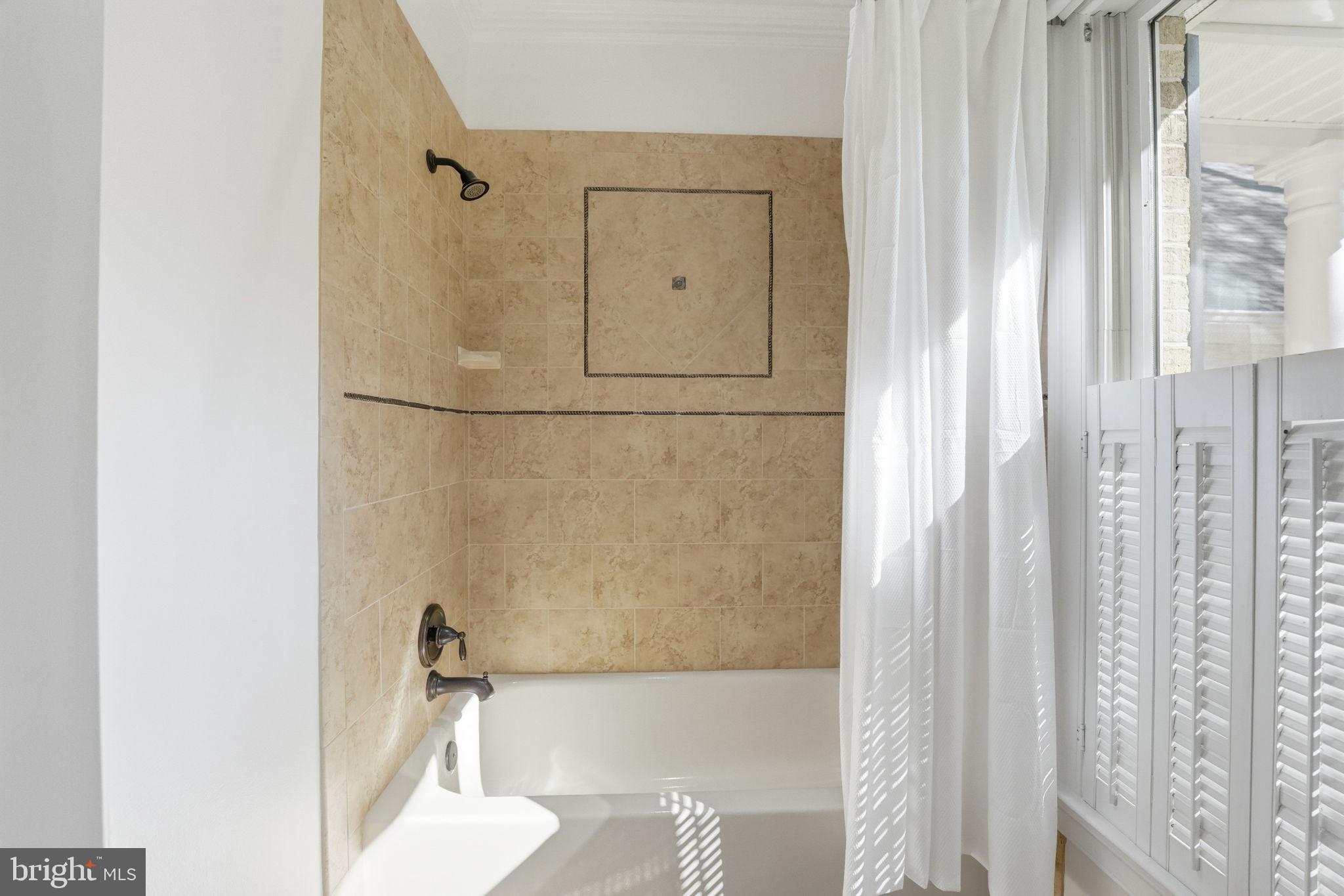 FAWN LAKE - Residential