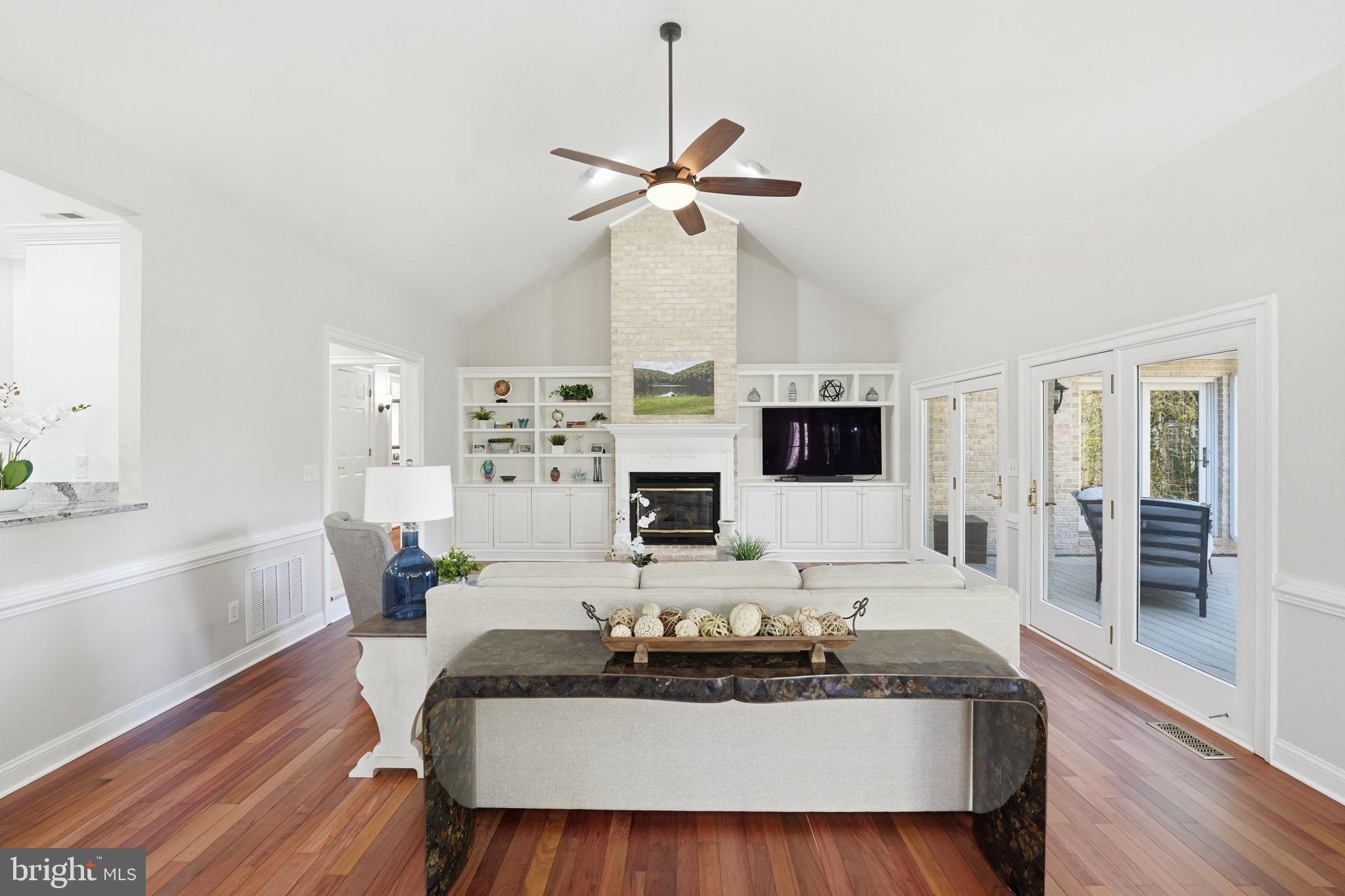 FAWN LAKE - Residential