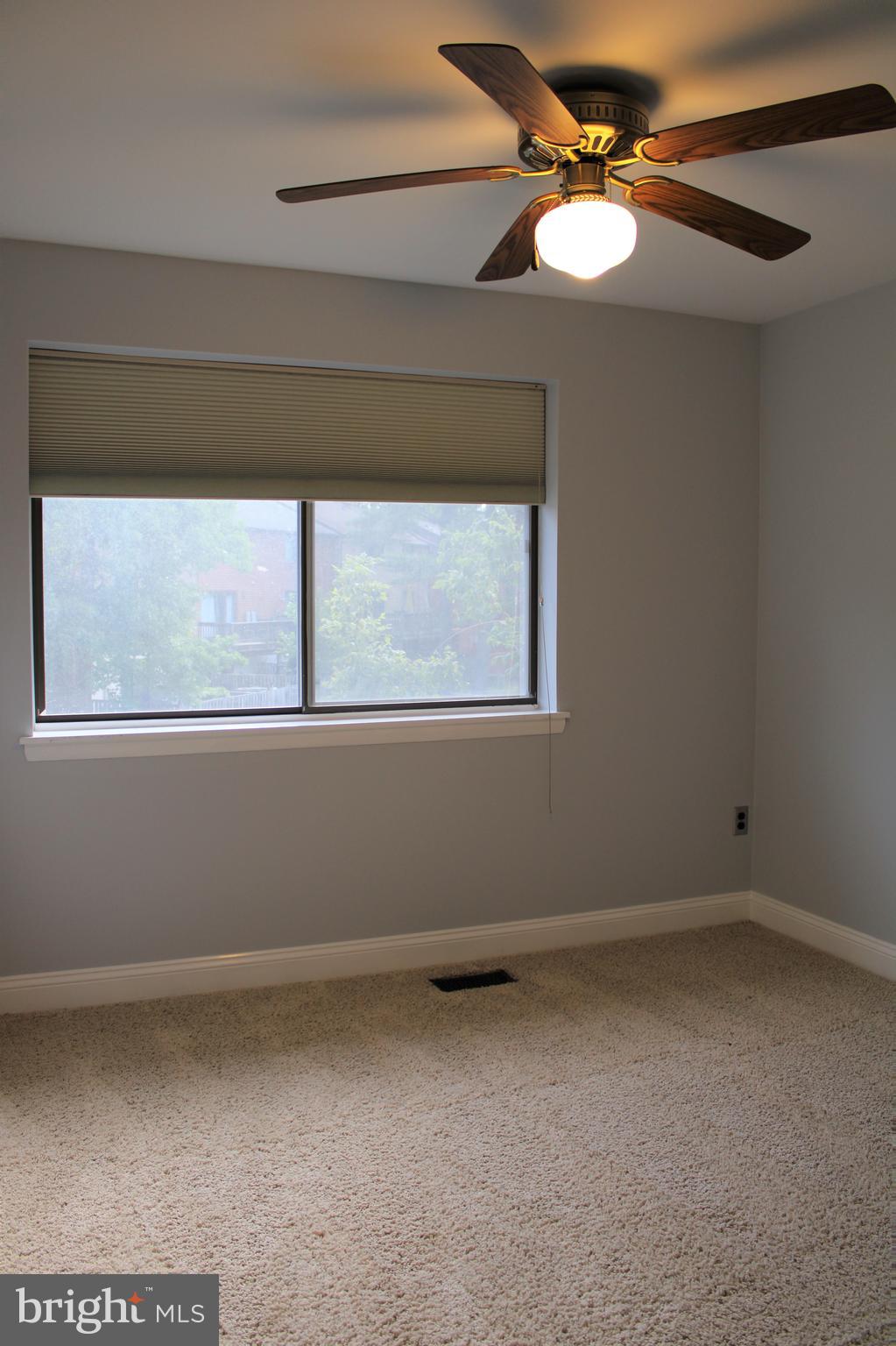 ELKHORN LANDING - Residential Lease