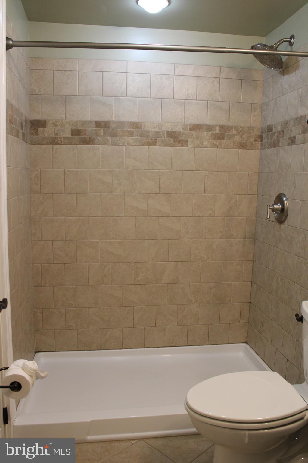 ELKHORN LANDING - Residential Lease