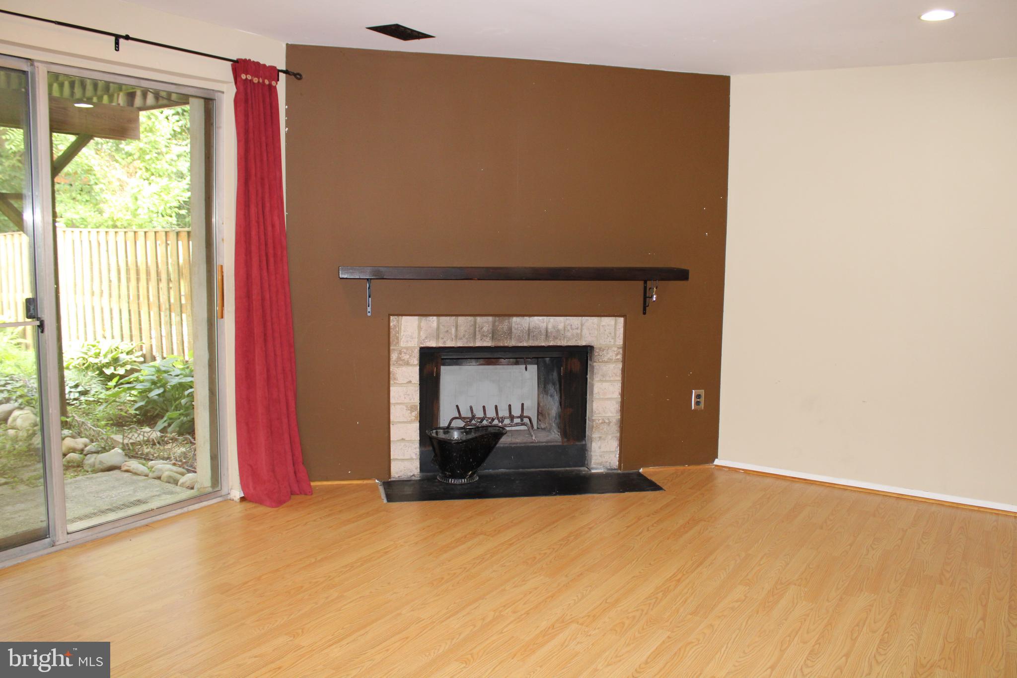 ELKHORN LANDING - Residential Lease