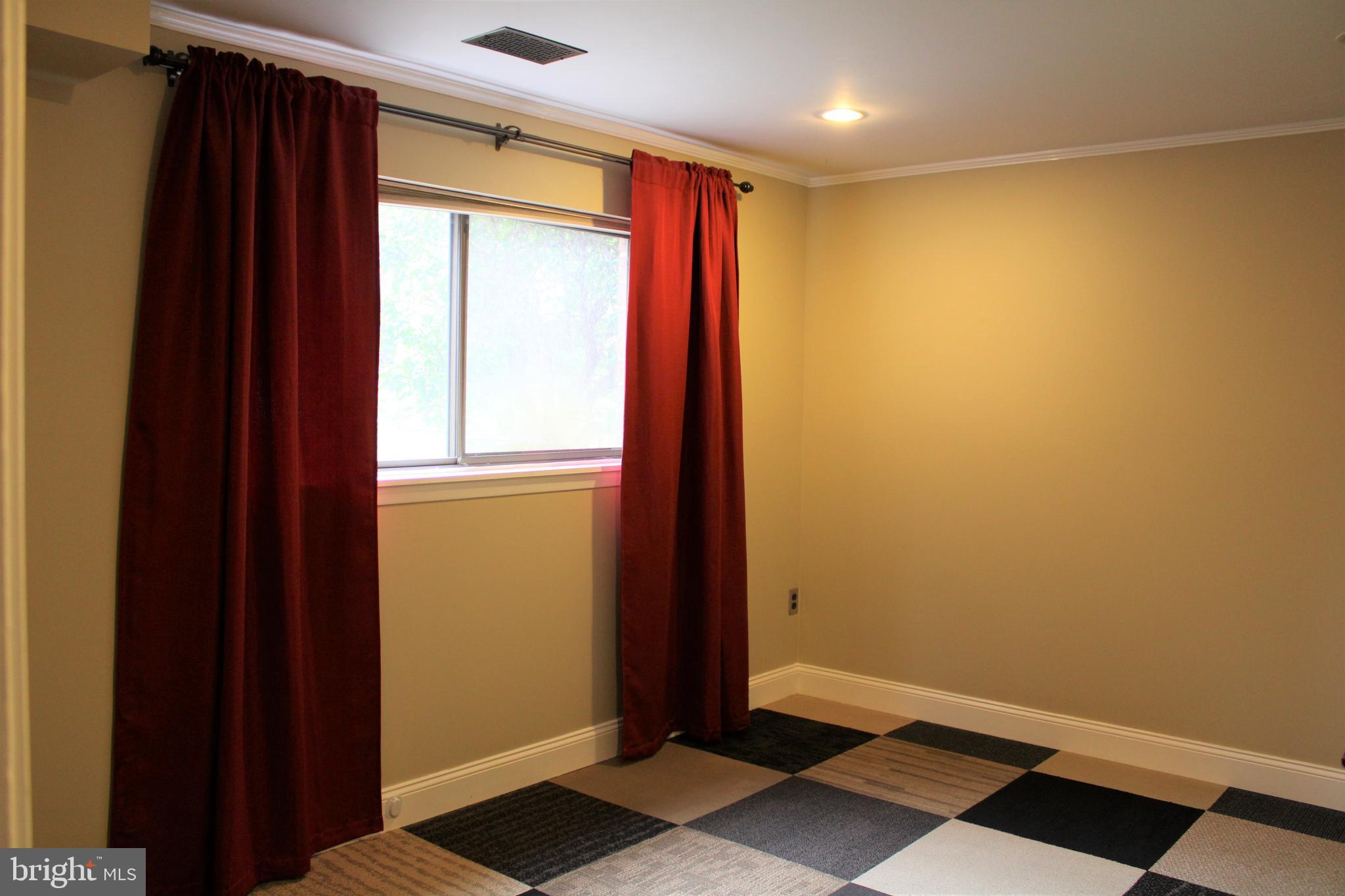 ELKHORN LANDING - Residential Lease