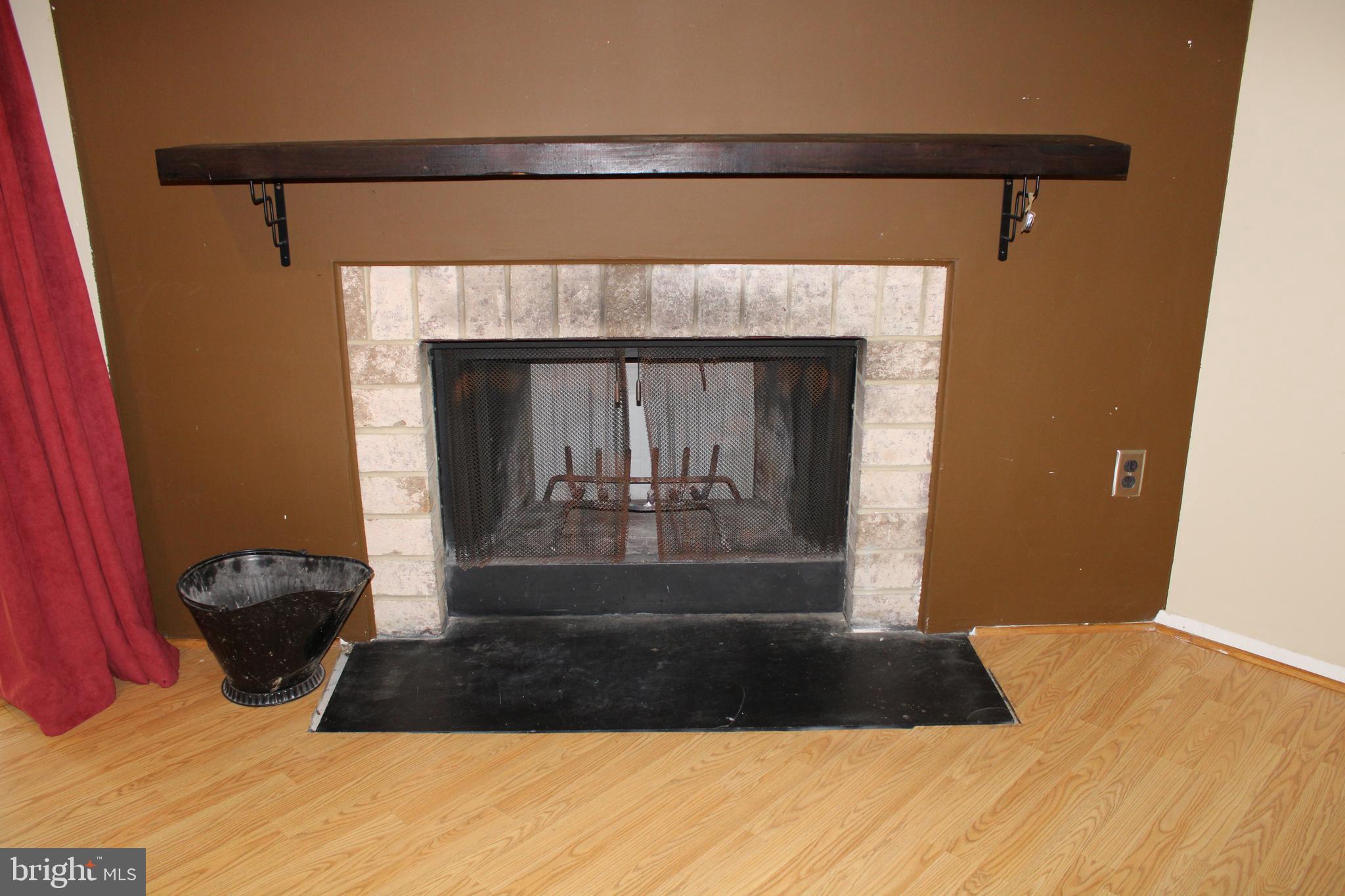 ELKHORN LANDING - Residential Lease