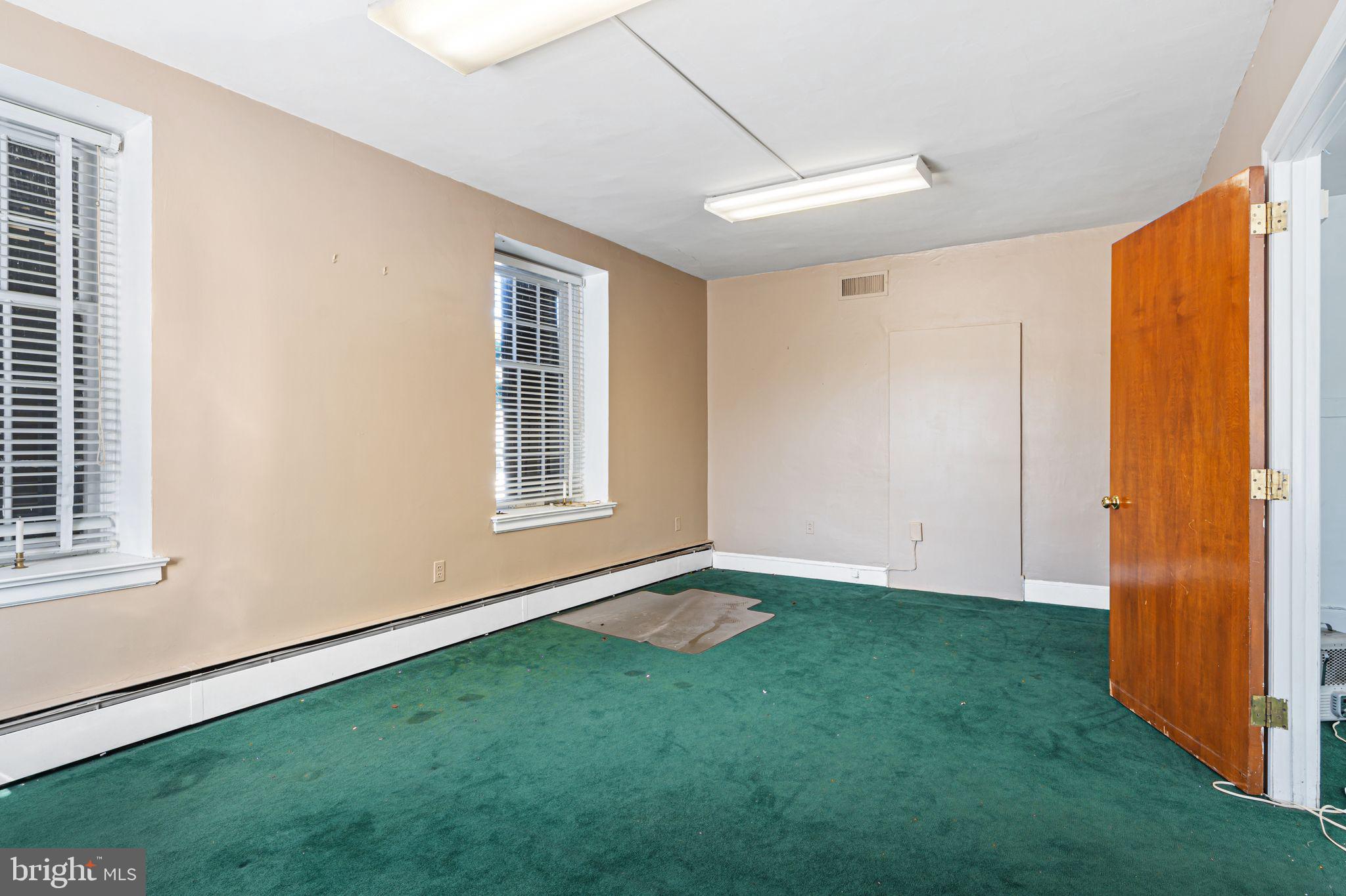 GERMANTOWN - Residential Income