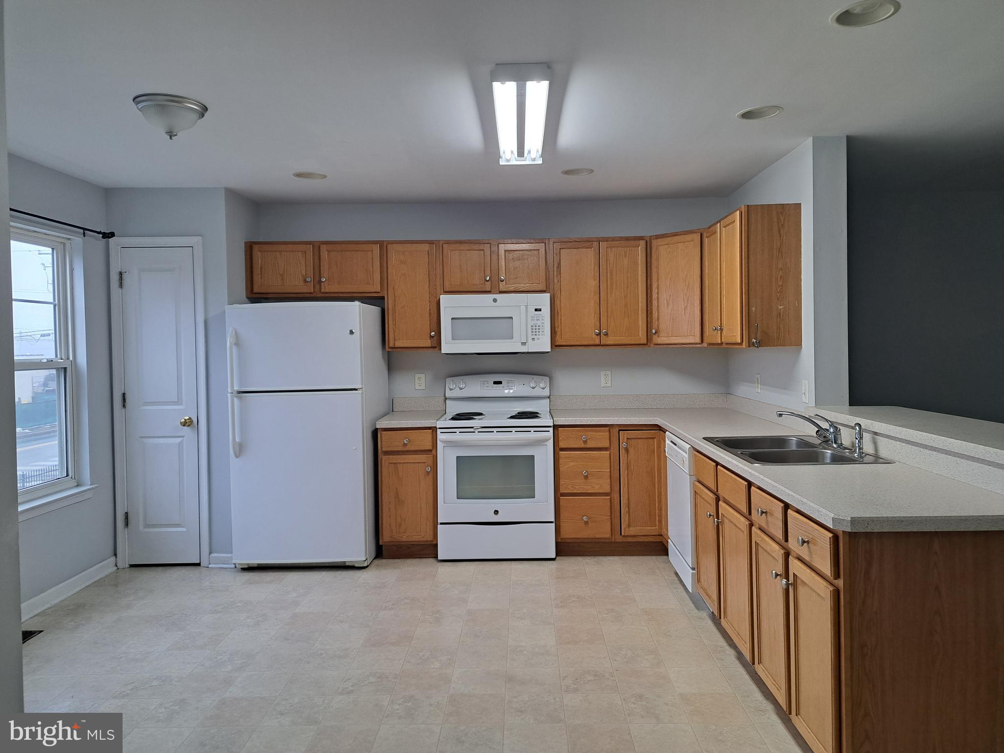 SEA COAST COURT - Residential