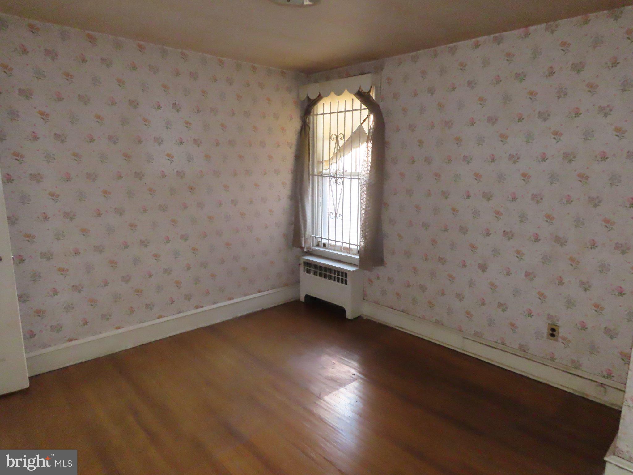 WEST OAK LANE - Residential