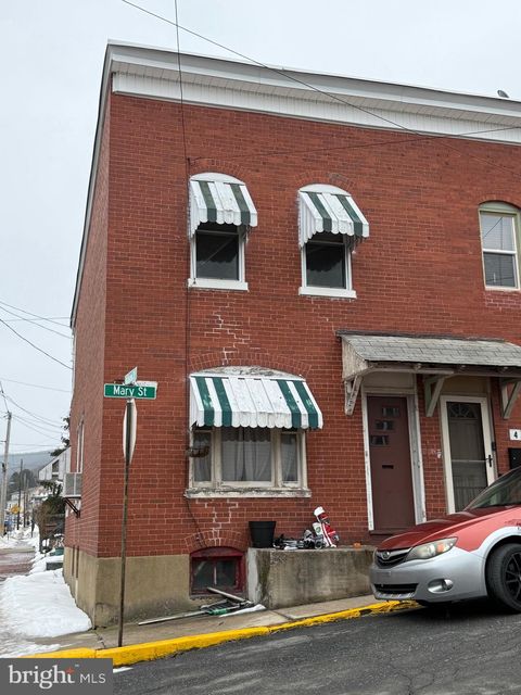 Photo of 2 Mary Street, POTTSVILLE, PA 17901 (MLS # PASK2025578)