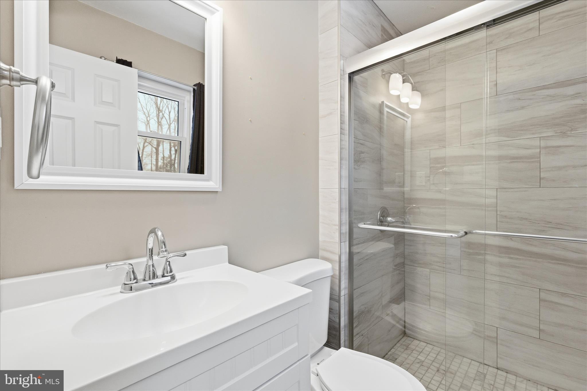 GREENVIEW KNOLLS - Residential