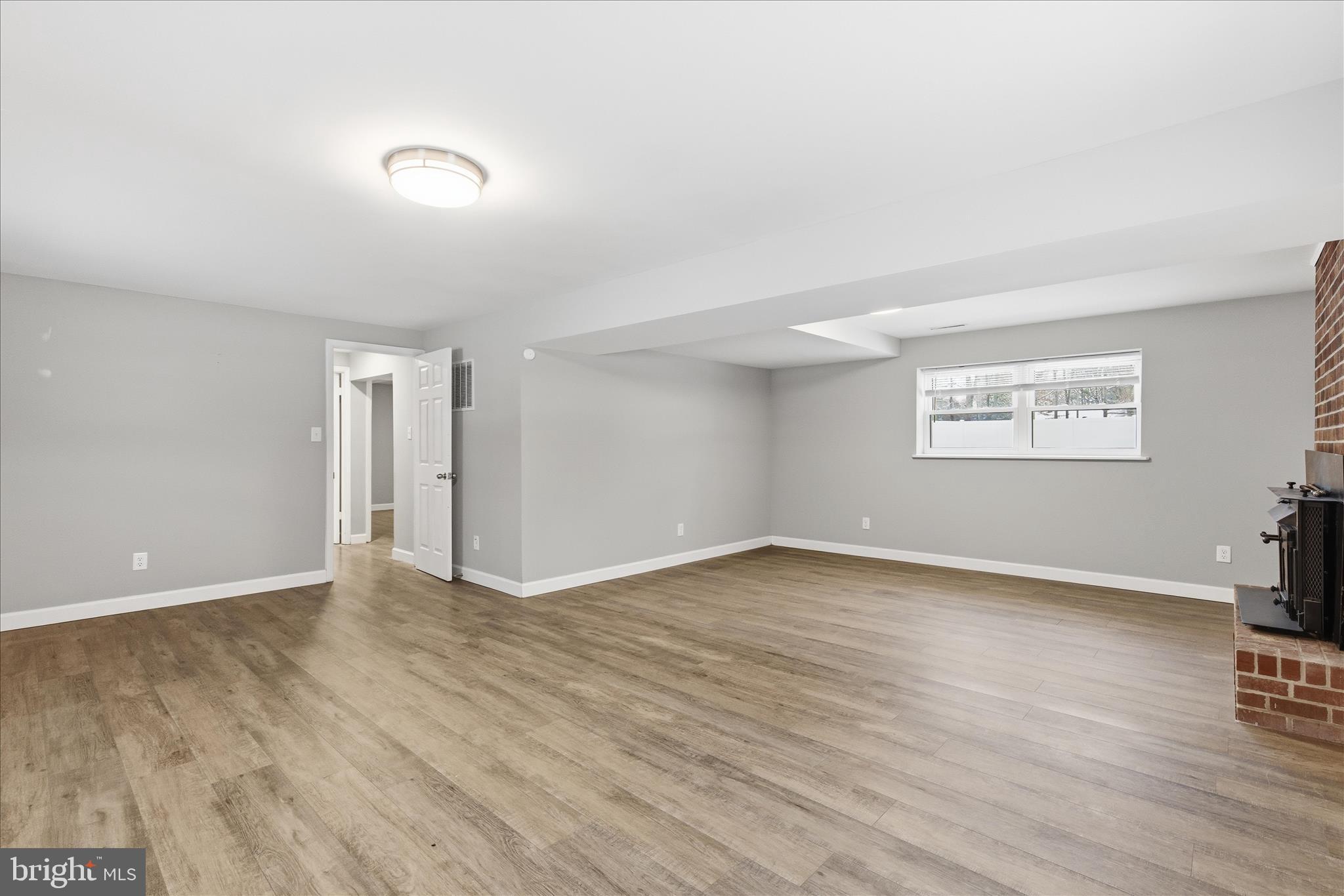 GREENVIEW KNOLLS - Residential