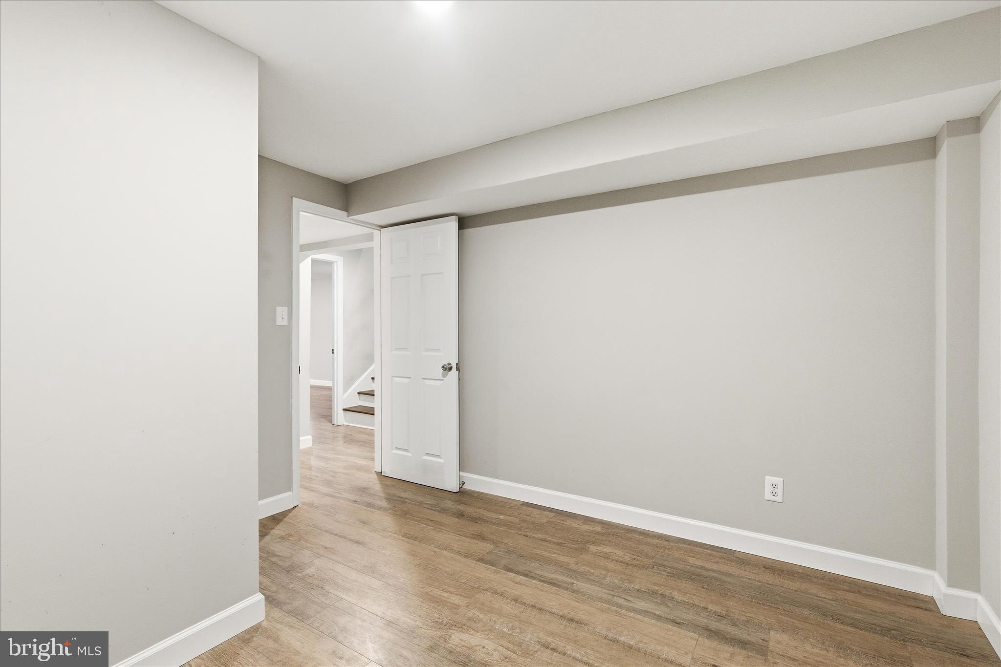 GREENVIEW KNOLLS - Residential