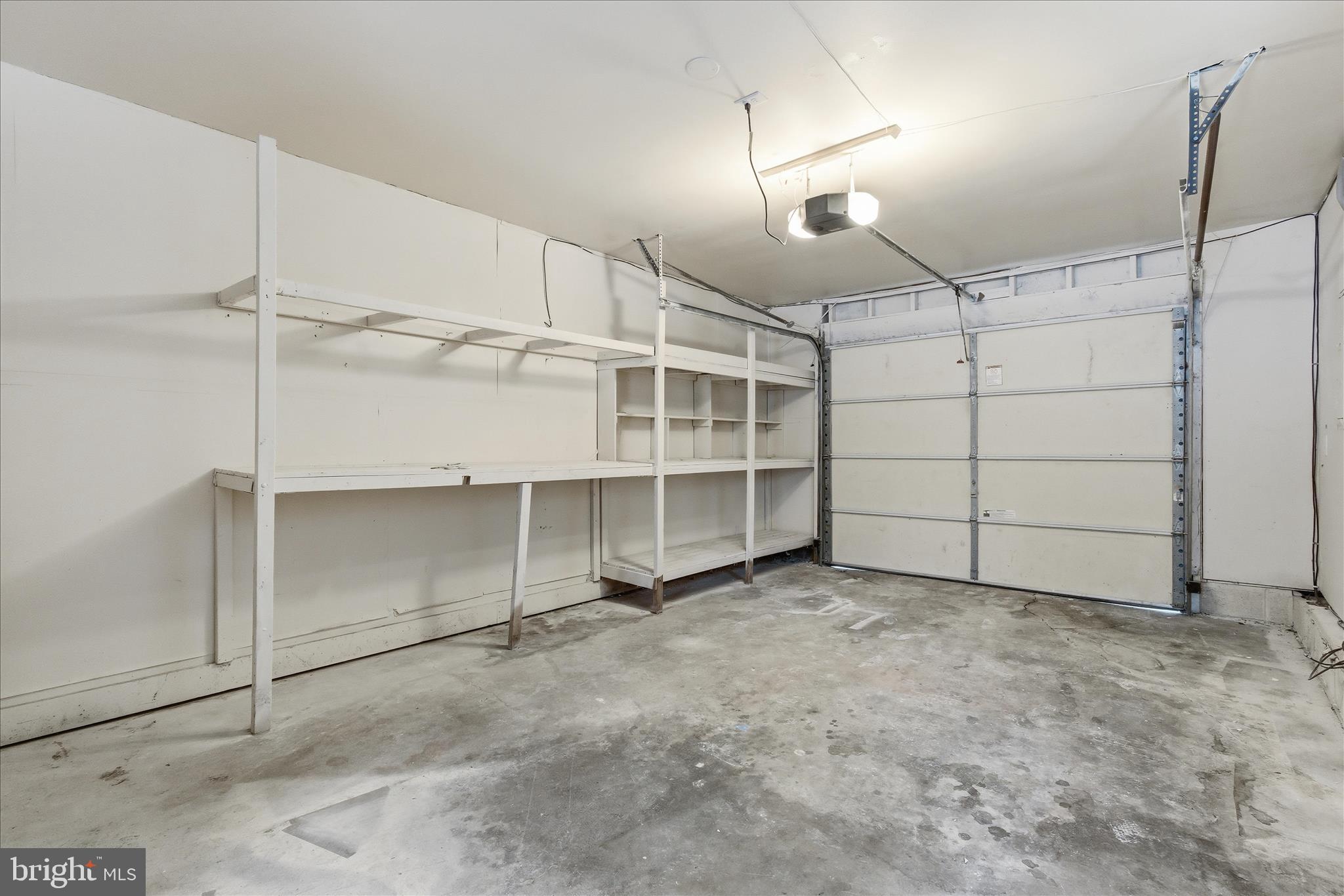 GREENVIEW KNOLLS - Residential