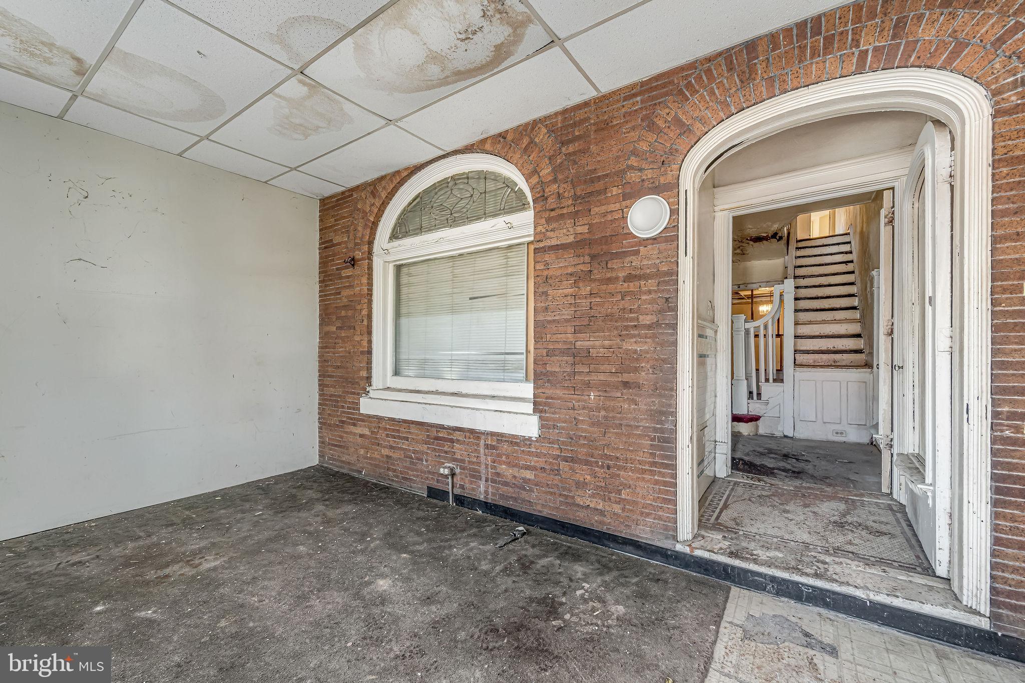 1514 WILDWOOD AVENUE