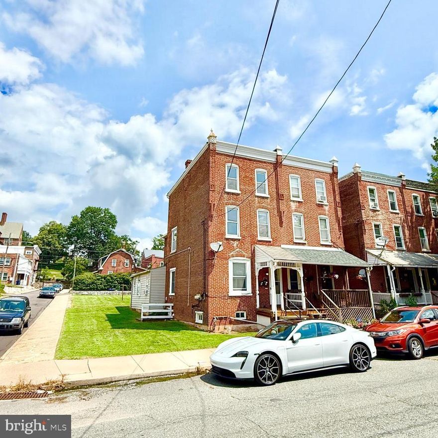 Welcome home to this updated and bright second- and third-floor rental in a charming twin home just minutes from downtown Pottstown! With three large bedrooms and one full bath, this apartment offers a generous living space. Enjoy hardwood-style flooring, high ceilings, and oversized windows that bring in tons of natural light. The kitchen is well-equipped with ample cabinet space and room for an eat-in table. Private entry, shared backyard, and access to on-street parking. Tenant pays electric and gas. Landlord covers water/sewer/trash.