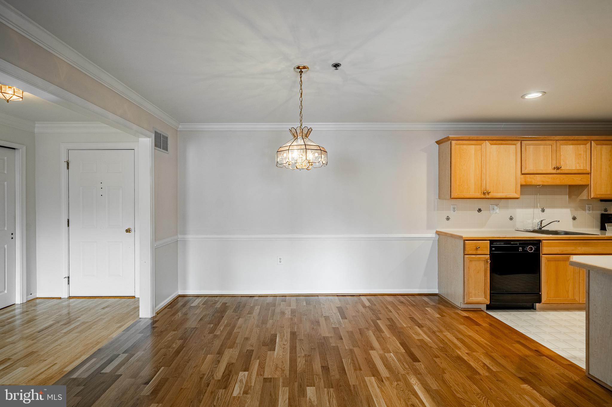 335 PAOLI POINTE DRIVE 335-U