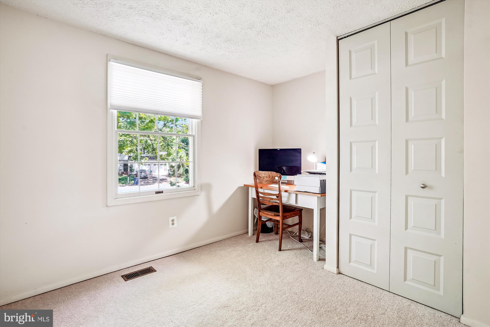 ESTATES AT EAGLE LIE - Residential