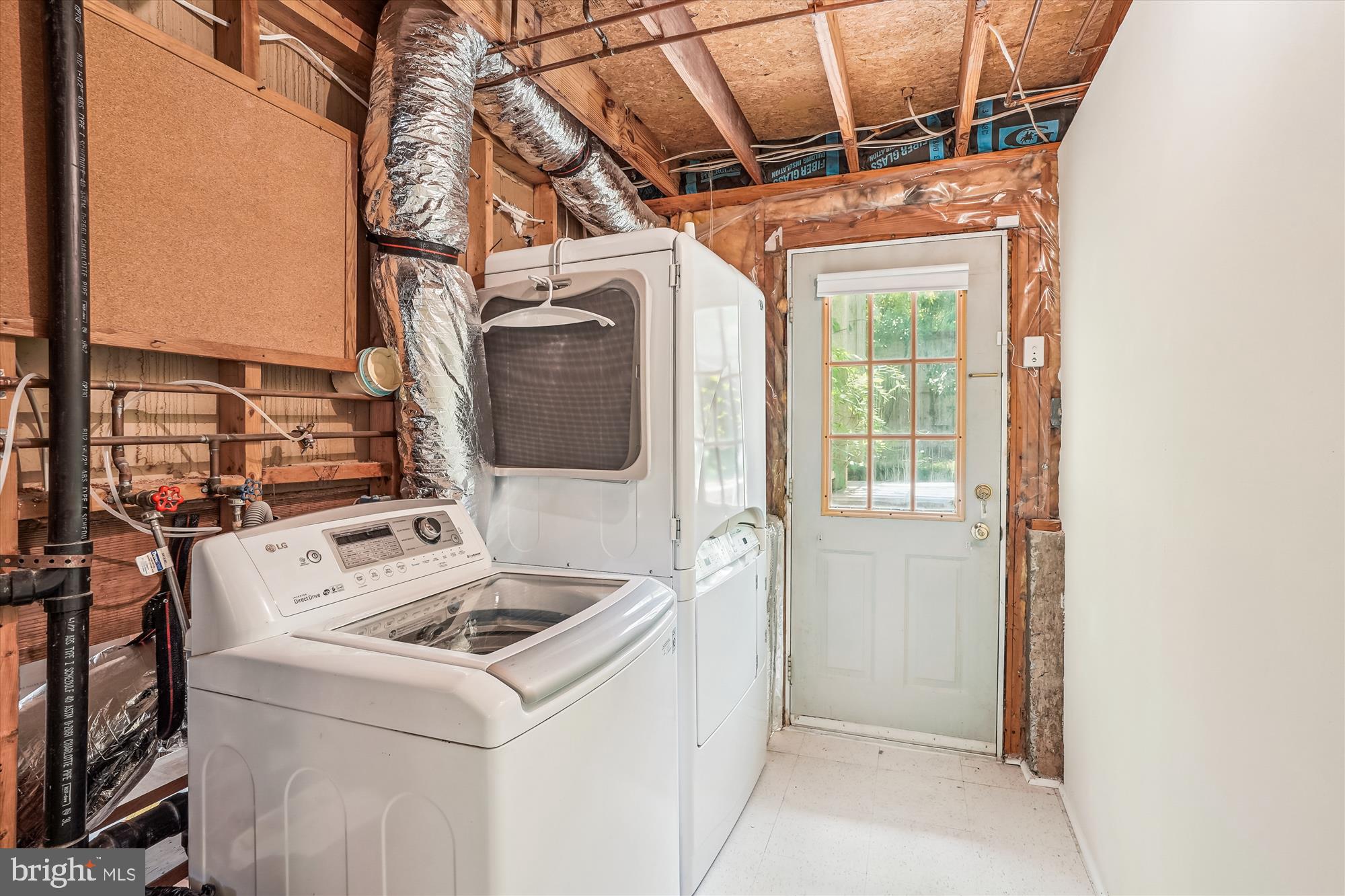 ESTATES AT EAGLE LIE - Residential