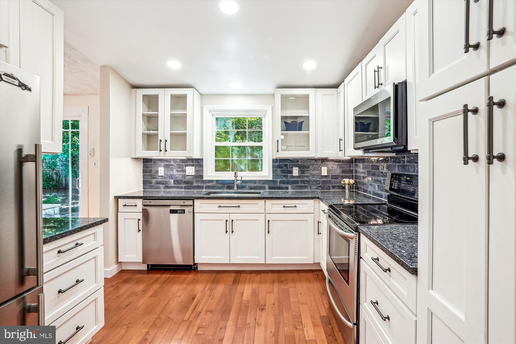 ESTATES AT EAGLE LIE - Residential