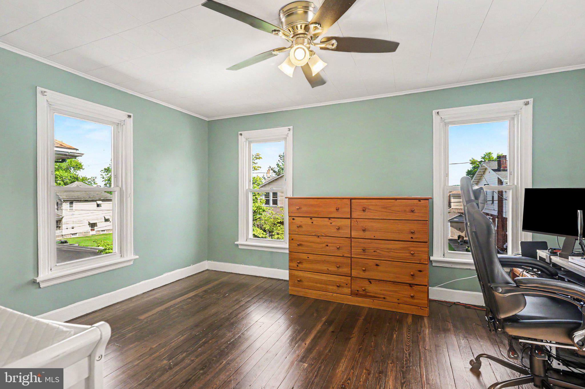 NEW CUMBERLAND BOROUGH - Residential