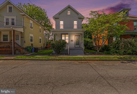 Photo of 311 10th Street, NEW CUMBERLAND, PA 17070 (MLS # PACB2053626)