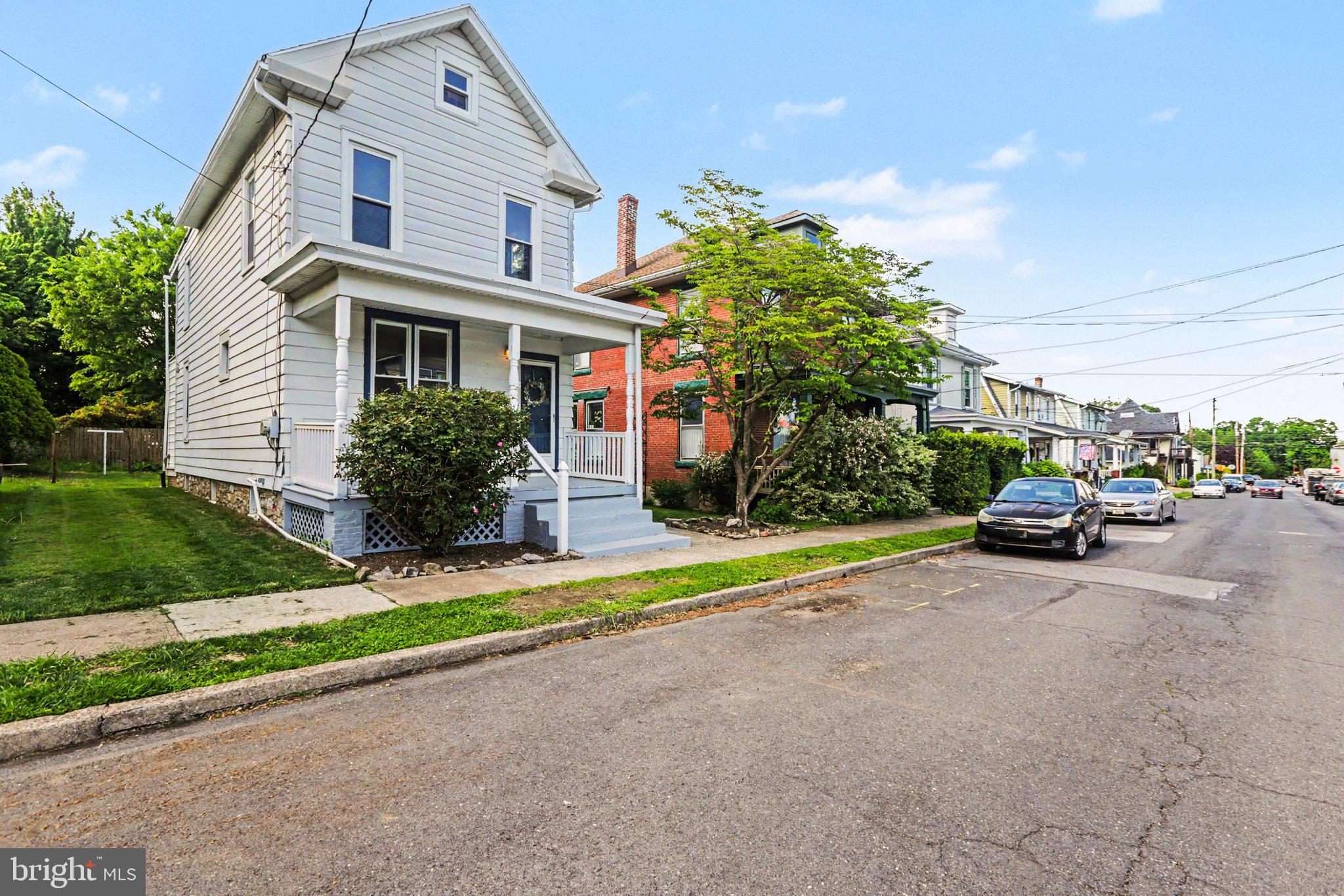 NEW CUMBERLAND BOROUGH - Residential