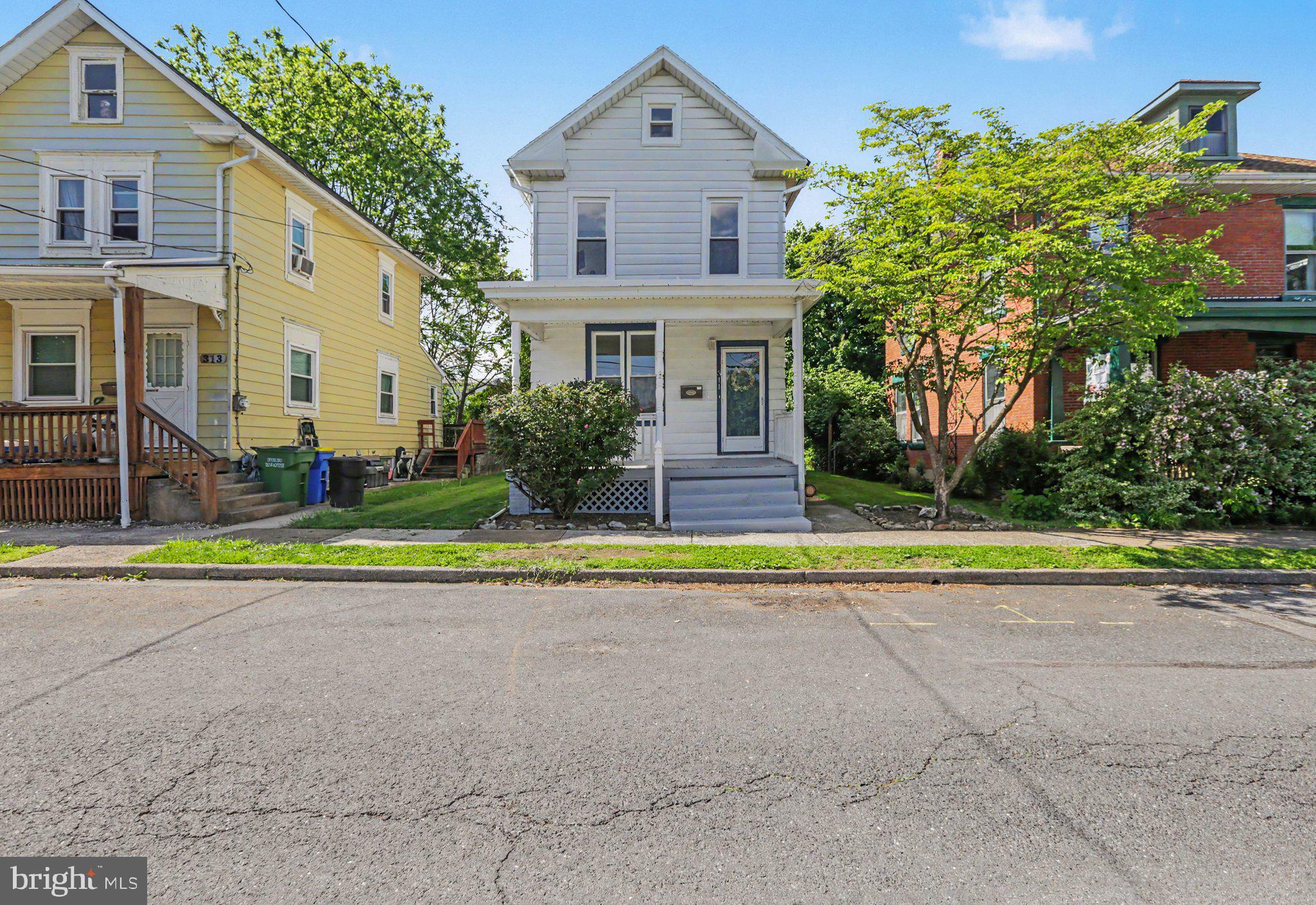 NEW CUMBERLAND BOROUGH - Residential