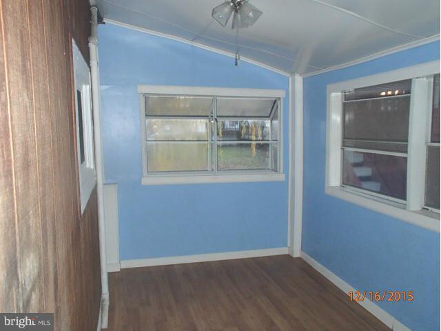 LODGE FOREST MANOR - Residential