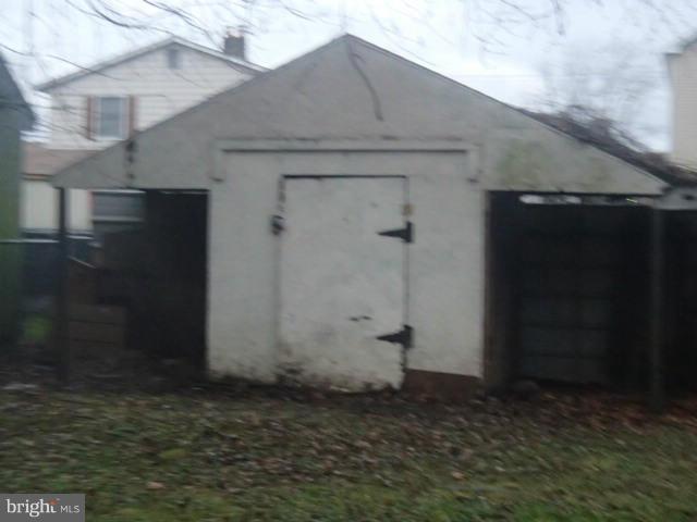 LODGE FOREST MANOR - Residential