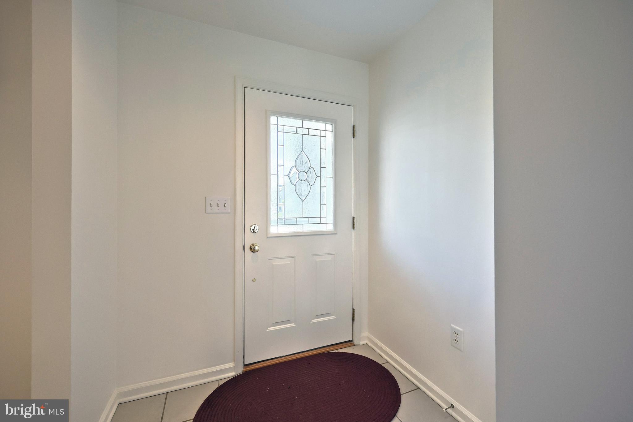 WHITE OAK MANOR - Residential