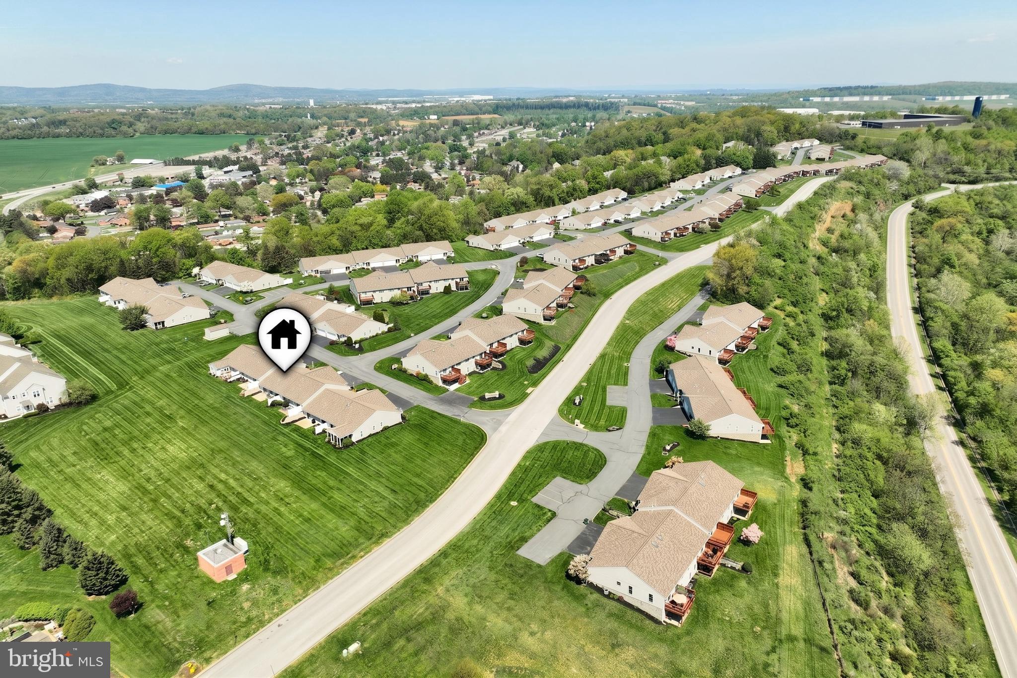 WHITE OAK MANOR - Residential