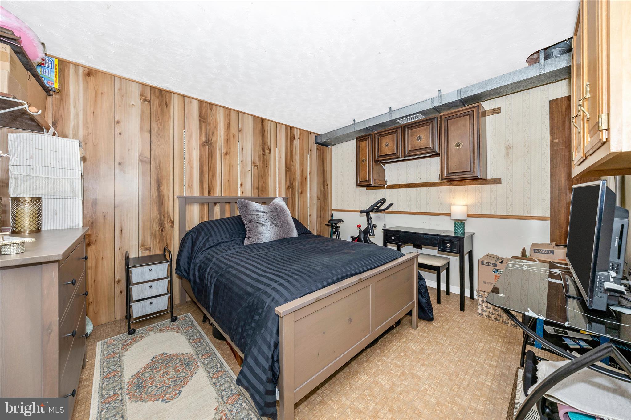 MIDDLETOWN - Residential