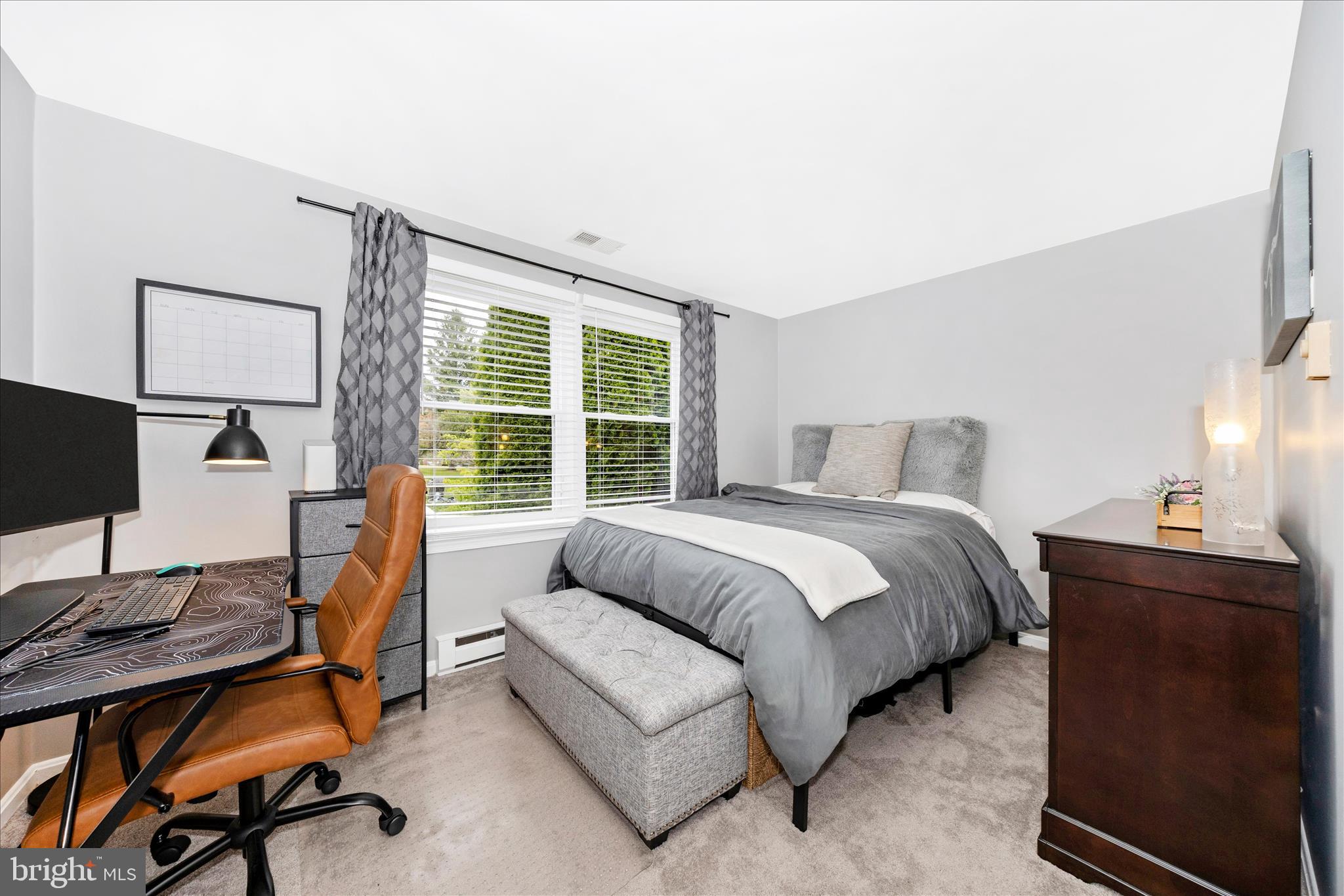 MIDDLETOWN - Residential