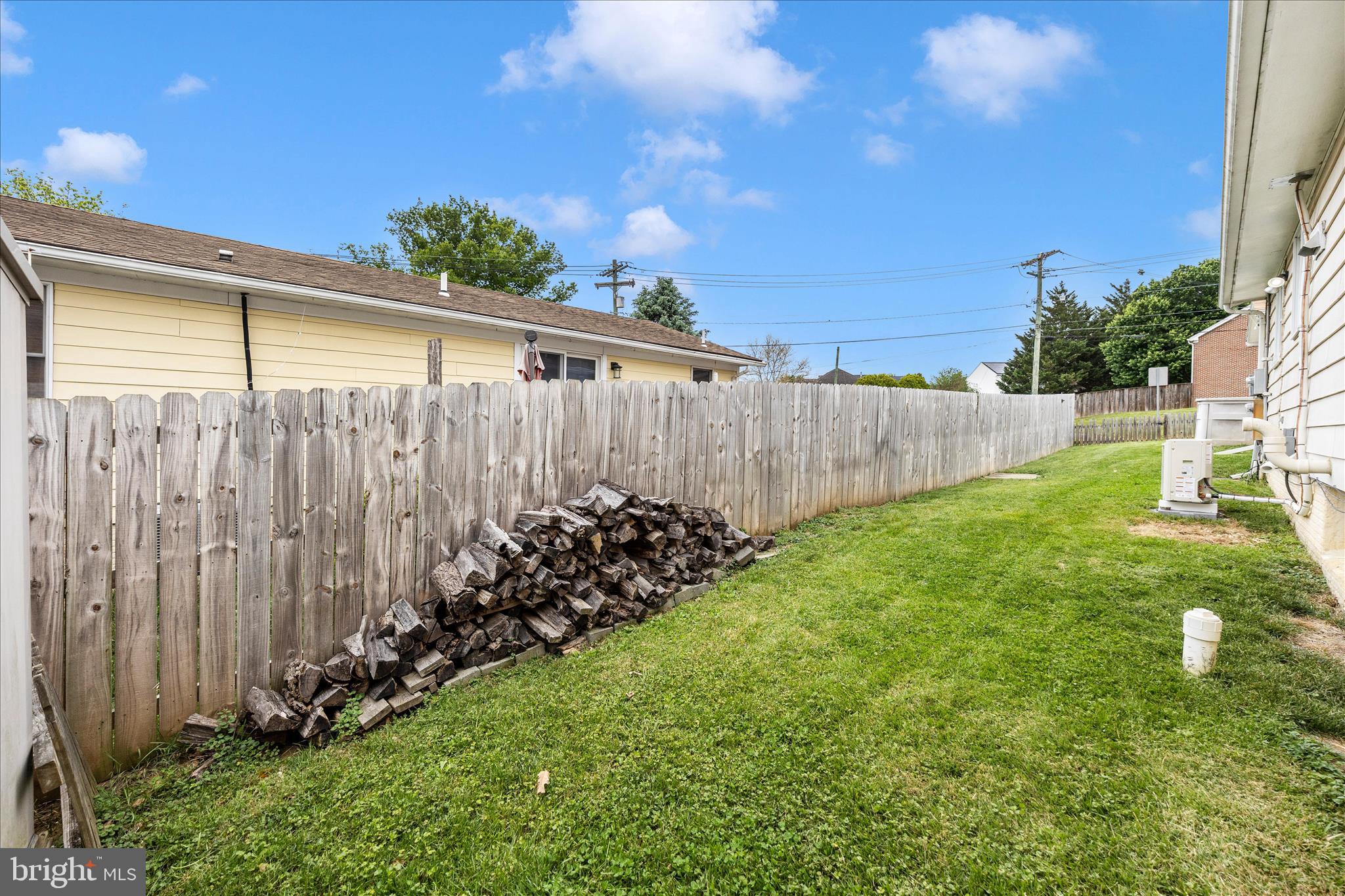MIDDLETOWN - Residential