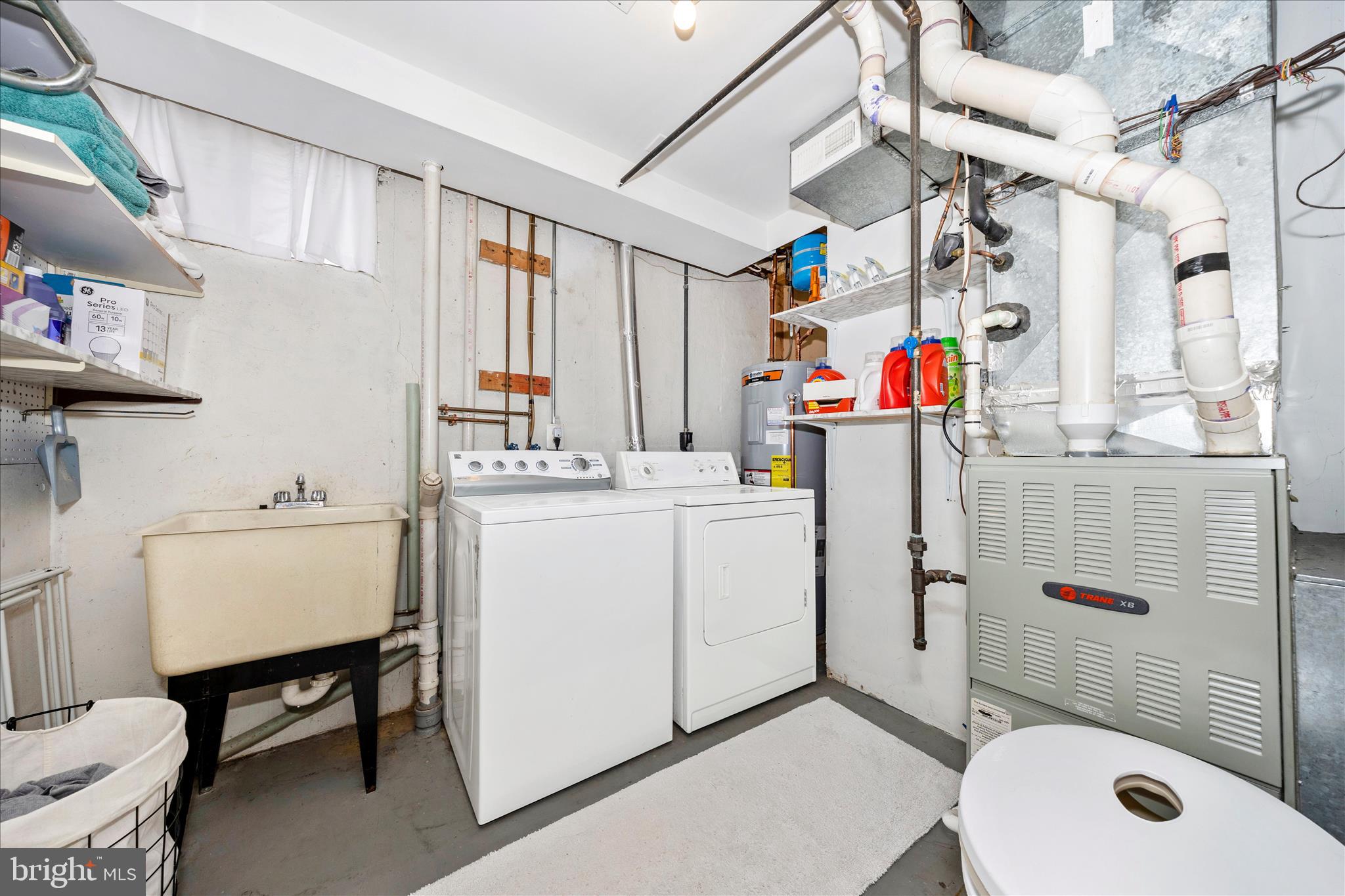 MIDDLETOWN - Residential