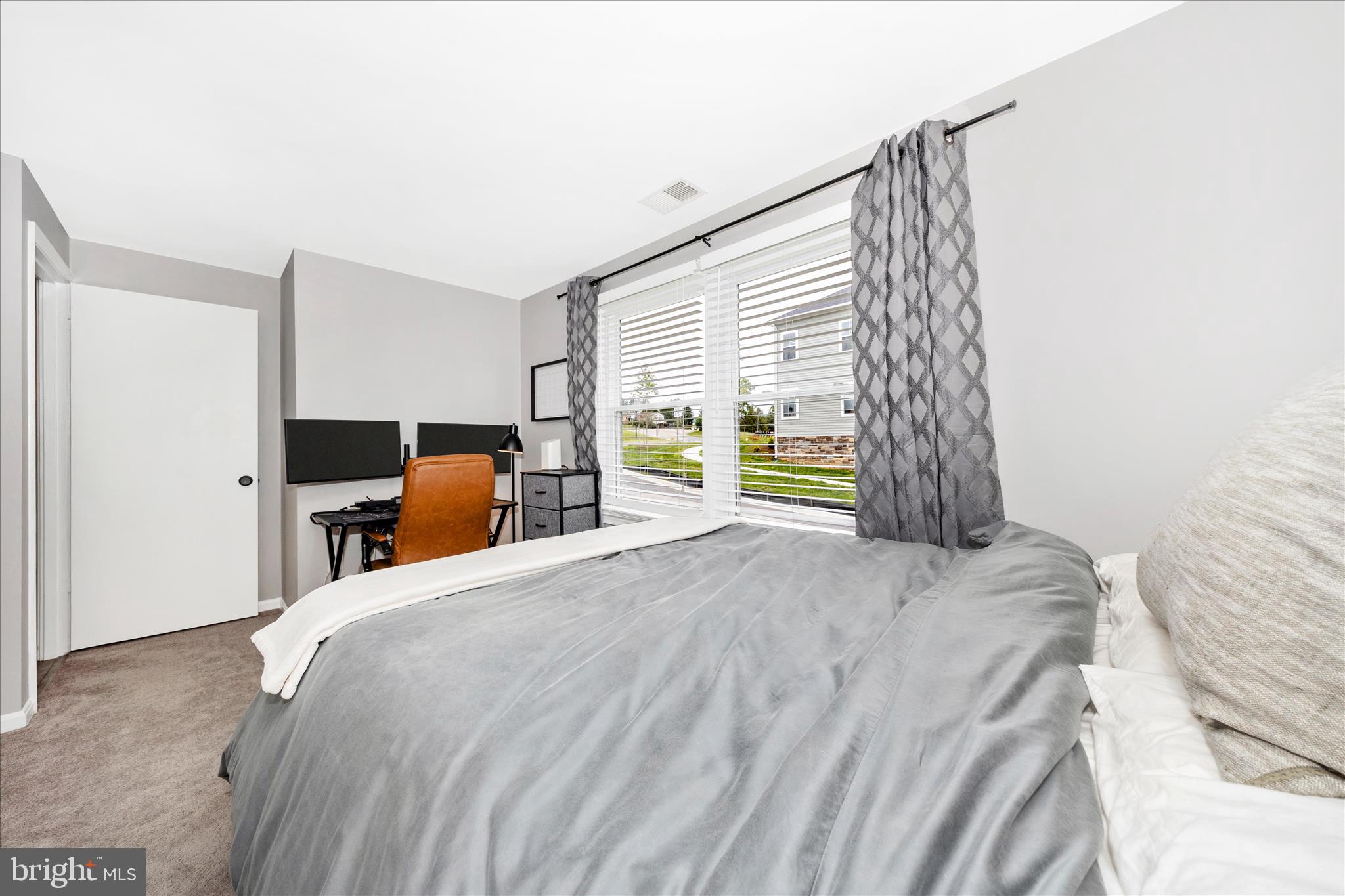 MIDDLETOWN - Residential