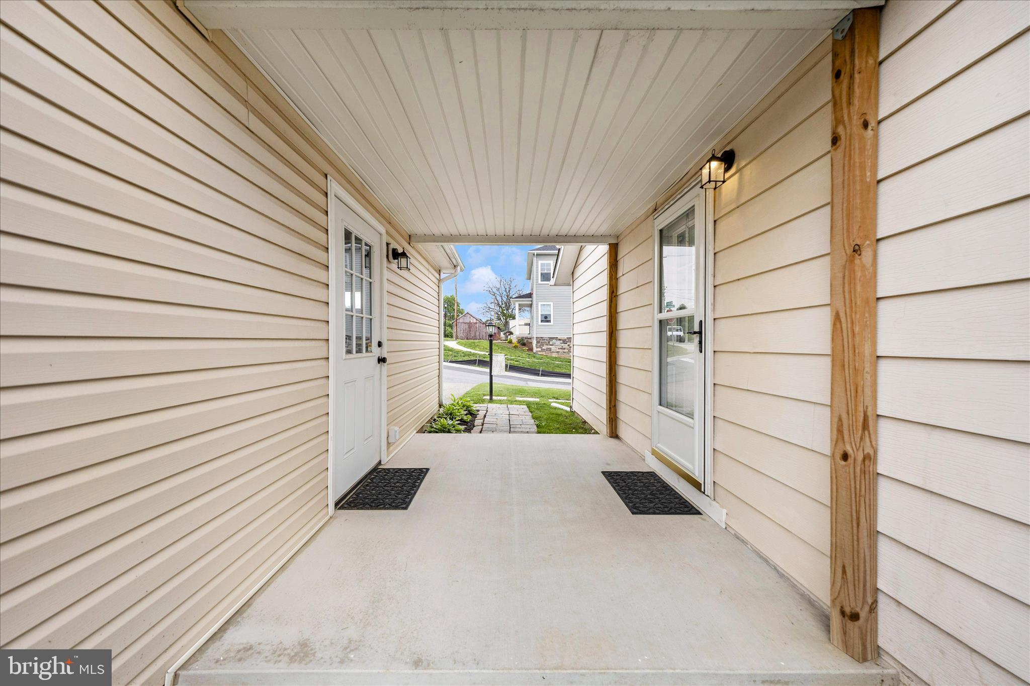 MIDDLETOWN - Residential