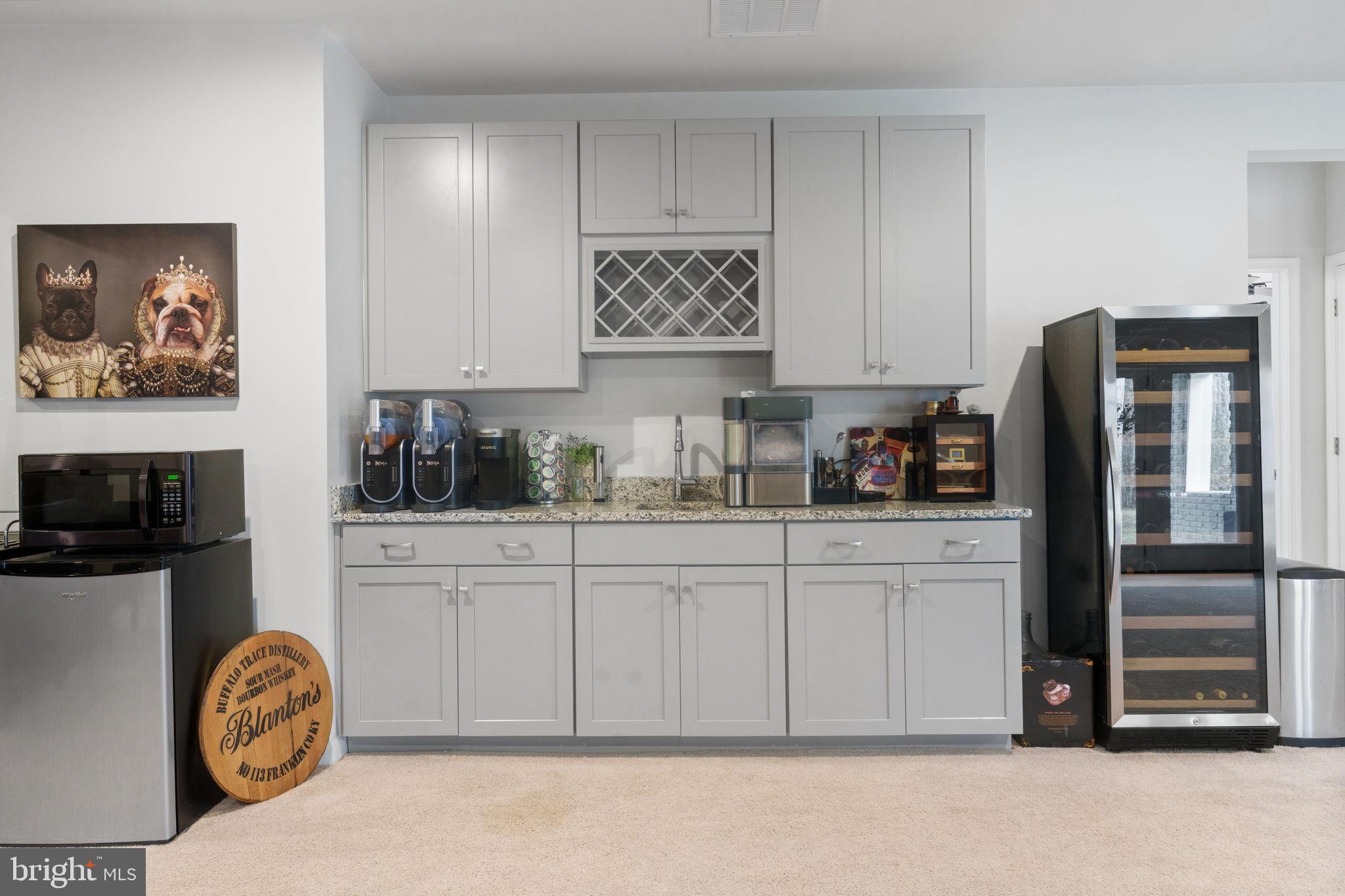 LIBERTY HALL - Residential