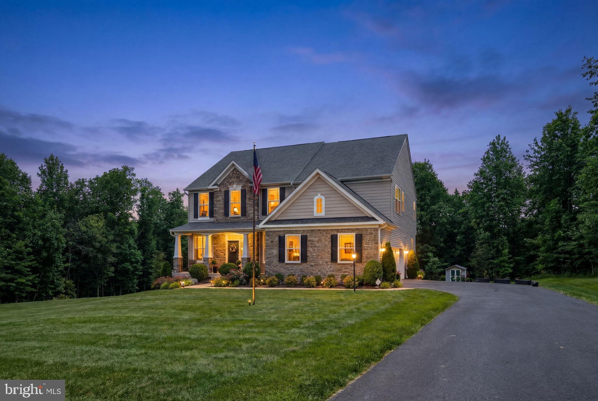 LIBERTY HALL - Residential