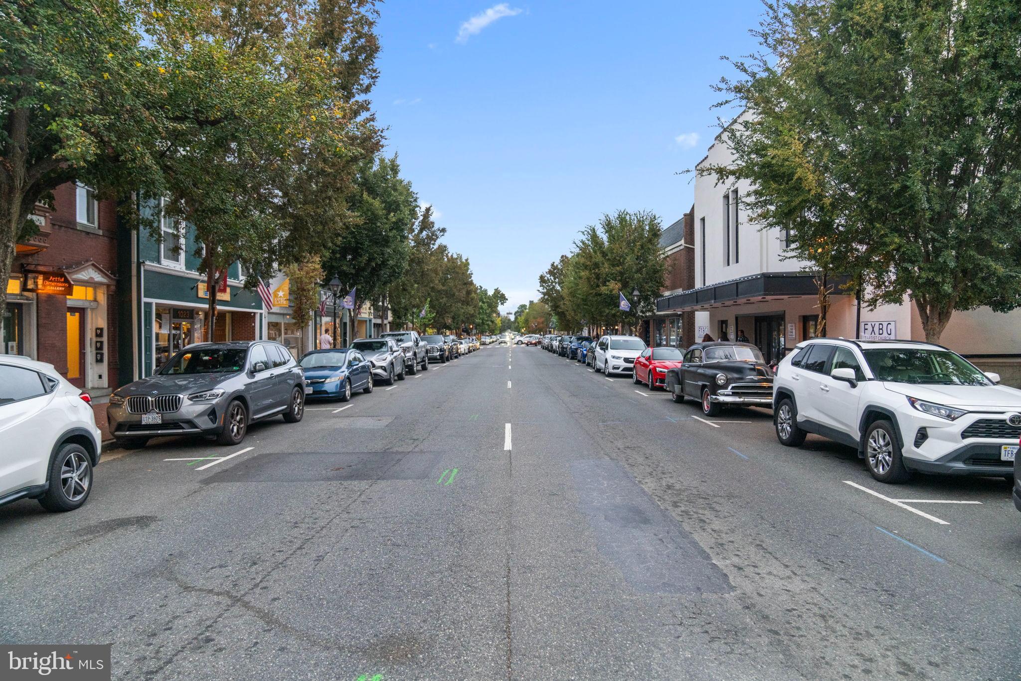LIBERTY HALL - Residential