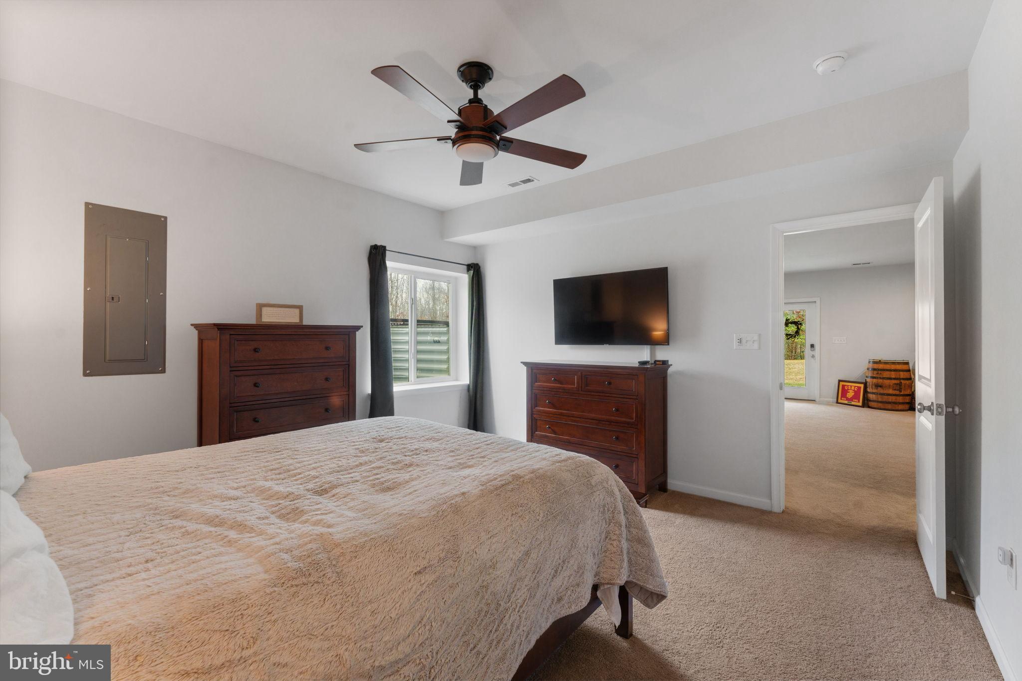 LIBERTY HALL - Residential