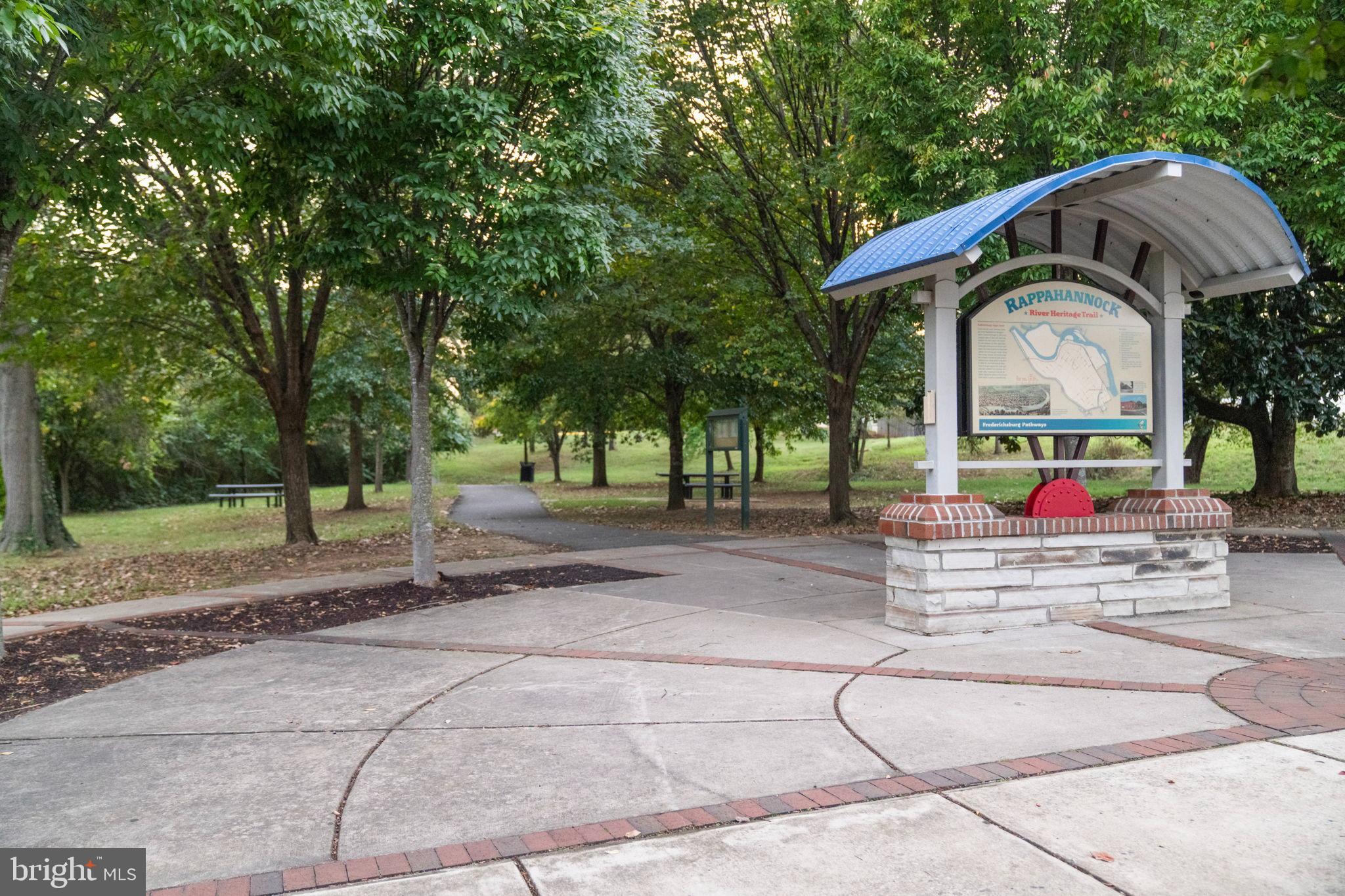 LIBERTY HALL - Residential